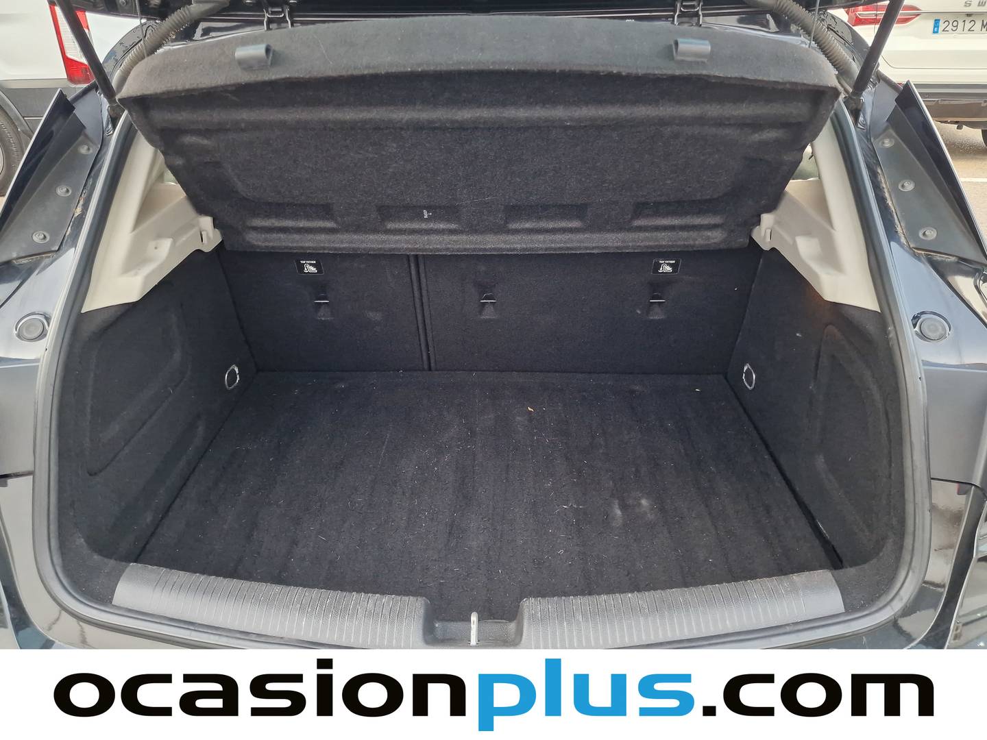 Fotos maletero Opel Astra Opel Astra 1.4 Turbo S&S Excellence (150 CV)
