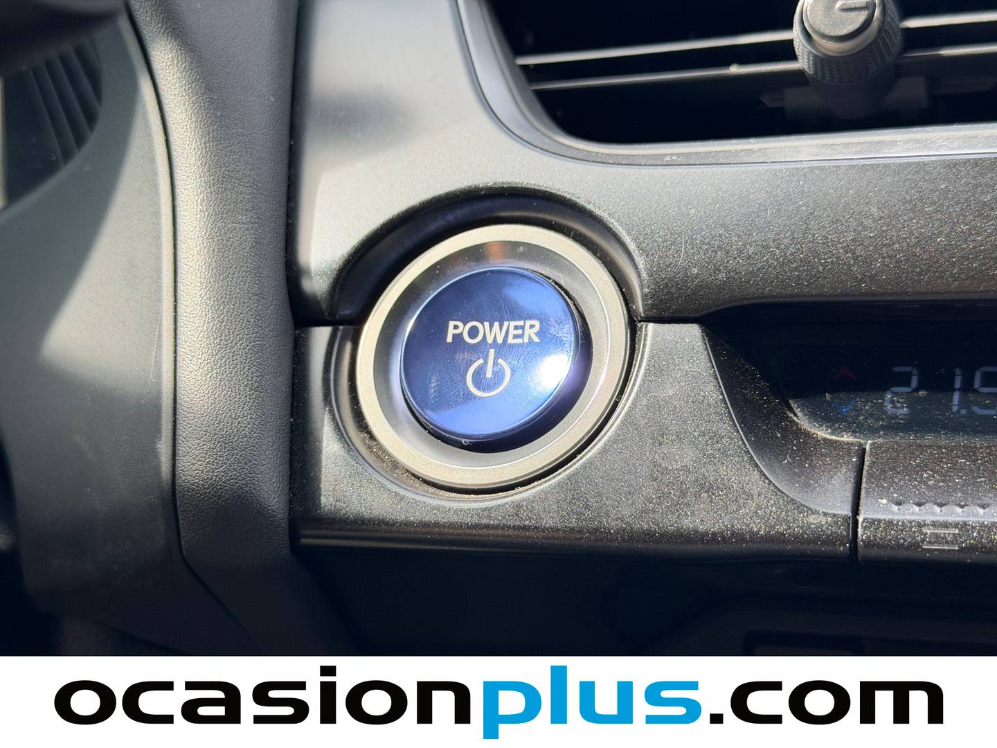 Acabados Lexus UX Lexus UX 250h Business Navigation 2WD (184 CV)