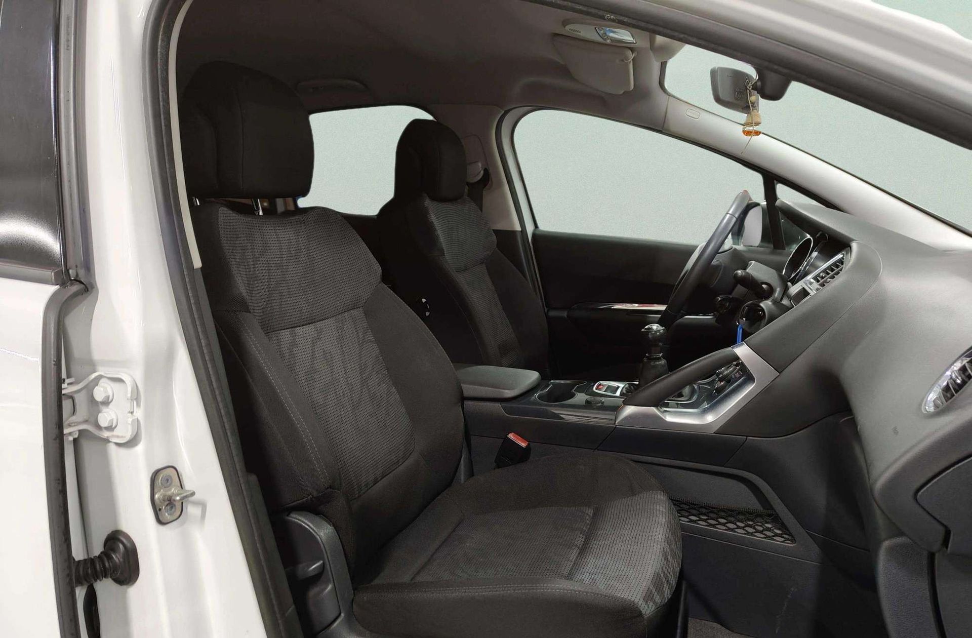 Peugeot 3008 1.6 HDi FAP Premium - foto 18