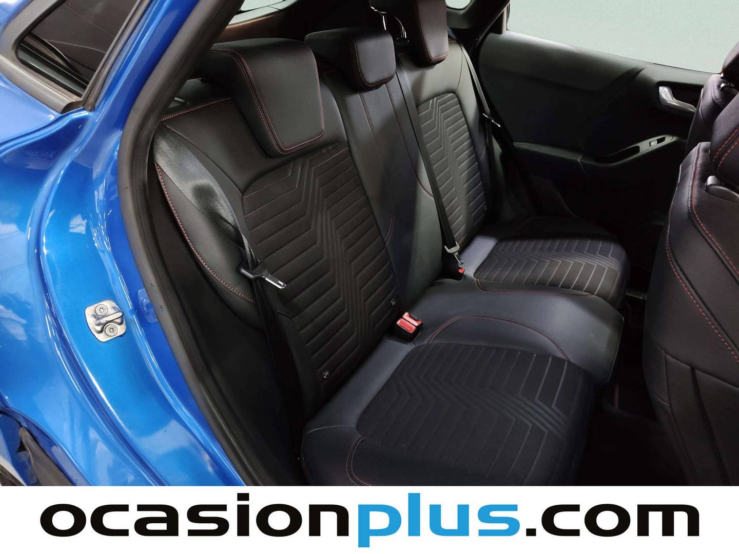 Foto Ford Puma Ford Puma 1.0 EcoBoost MHEV ST-Line X Auto (125 CV)