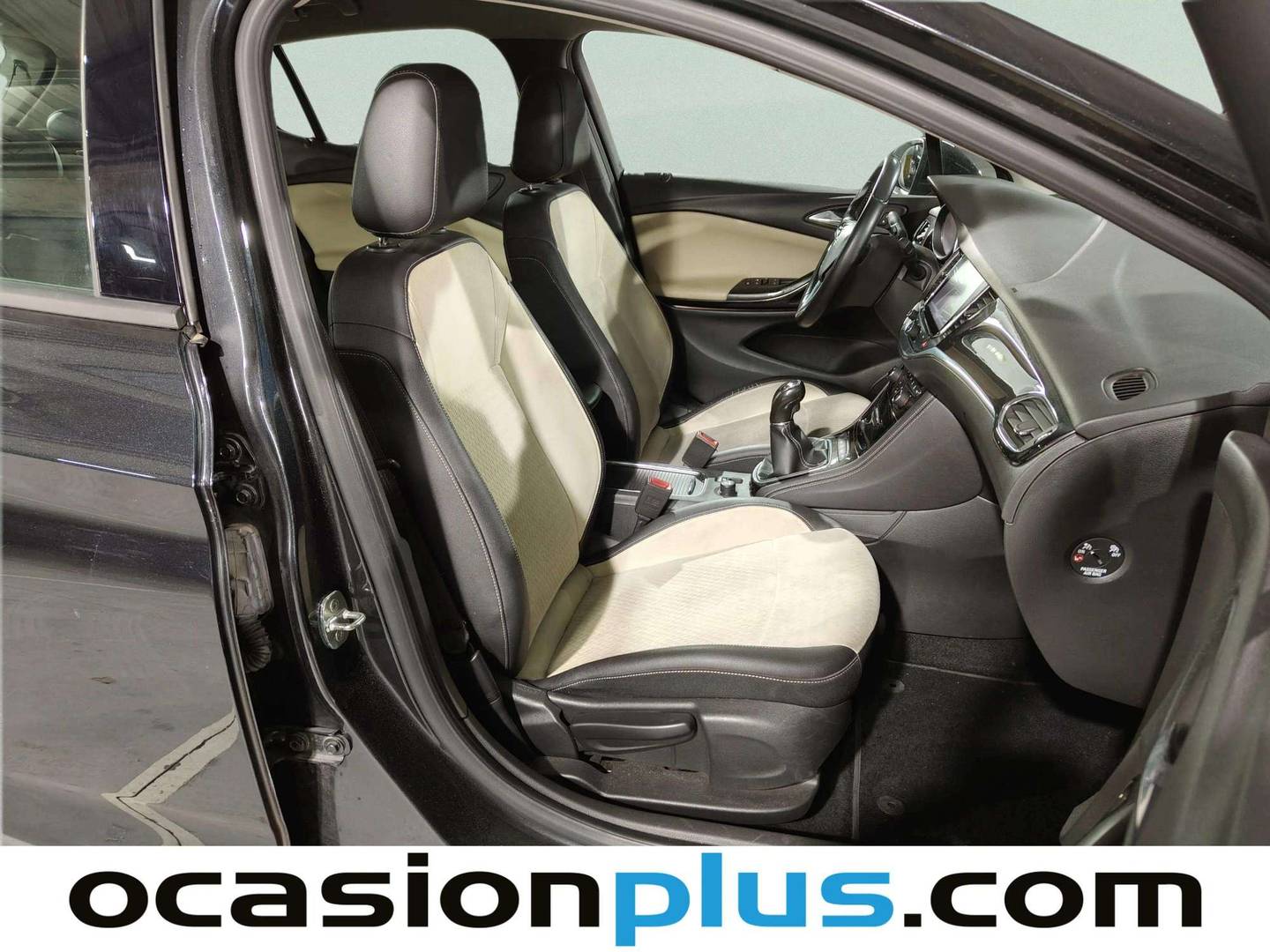 Foto asientos traseros Opel Astra Opel Astra 1.6 CDTI S&S Excellence (136 CV)