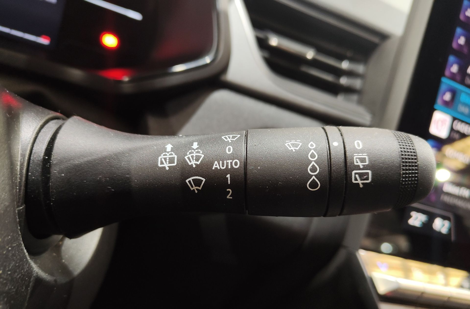Renault Captur Techno TCe - foto 28