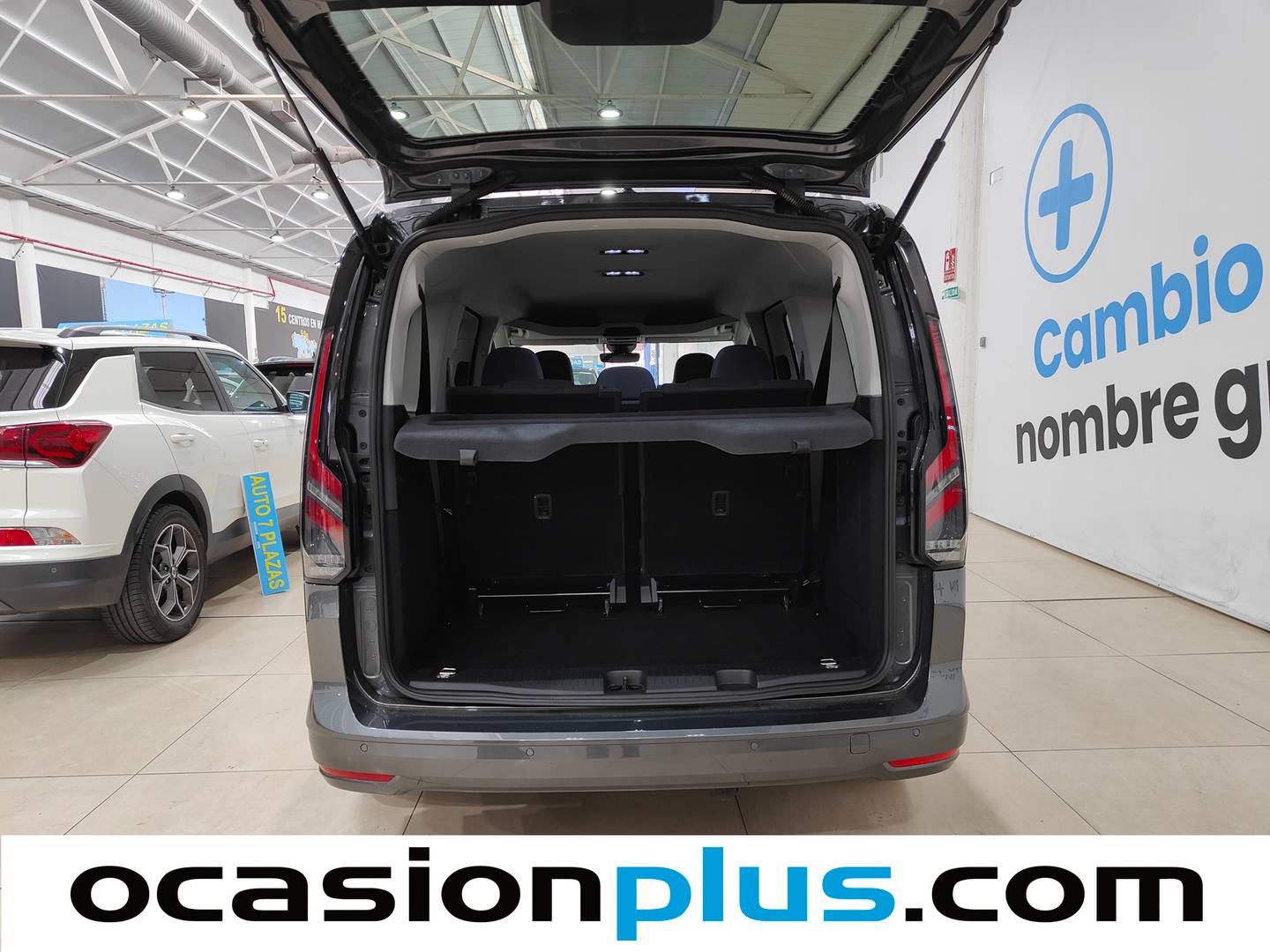 Foto Ford Grand Tourneo Connect Ford Grand Tourneo Connect 2.0 Ecoblue Titanium Auto (122 CV) 7 Plazas