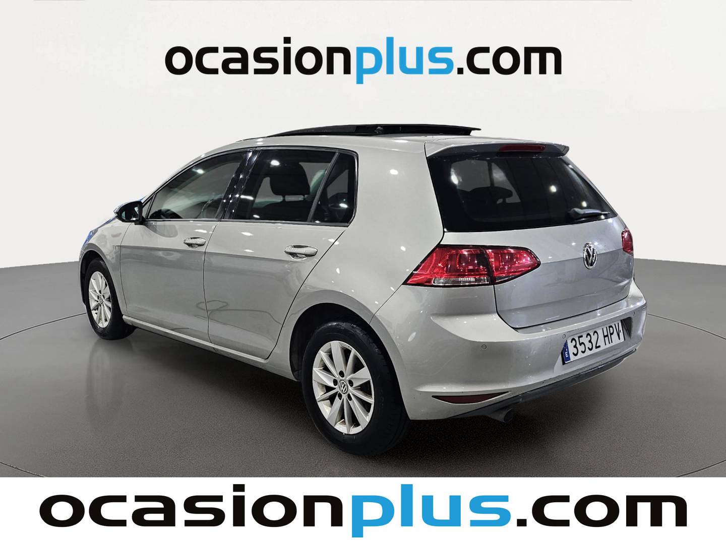 Foto trasera Volkswagen Golf Volkswagen Golf Advance 1.6 TDI BMT (105 CV) DSG derecha