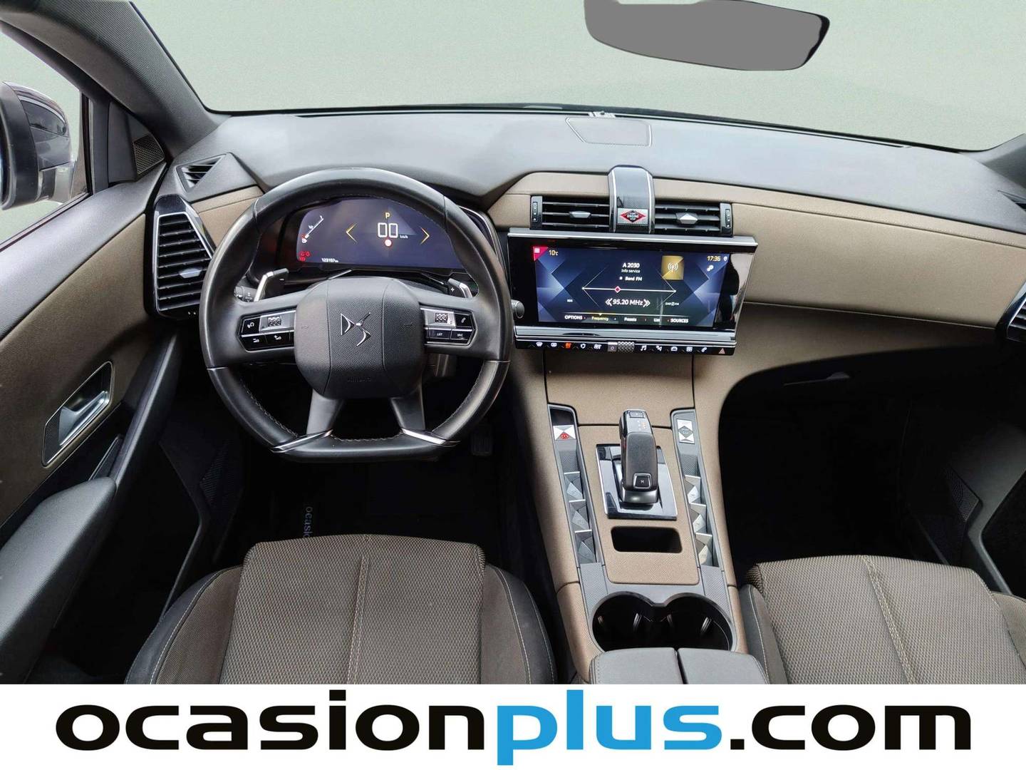 Foto DS DS 7 Crossback DS DS7 Crossback BlueHDi 130 Bastille Auto (130 CV)