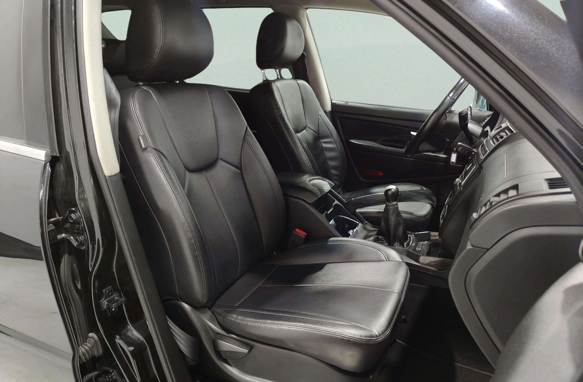 SsangYong Rexton D22T Premium 4x2 7 plazas - foto 16