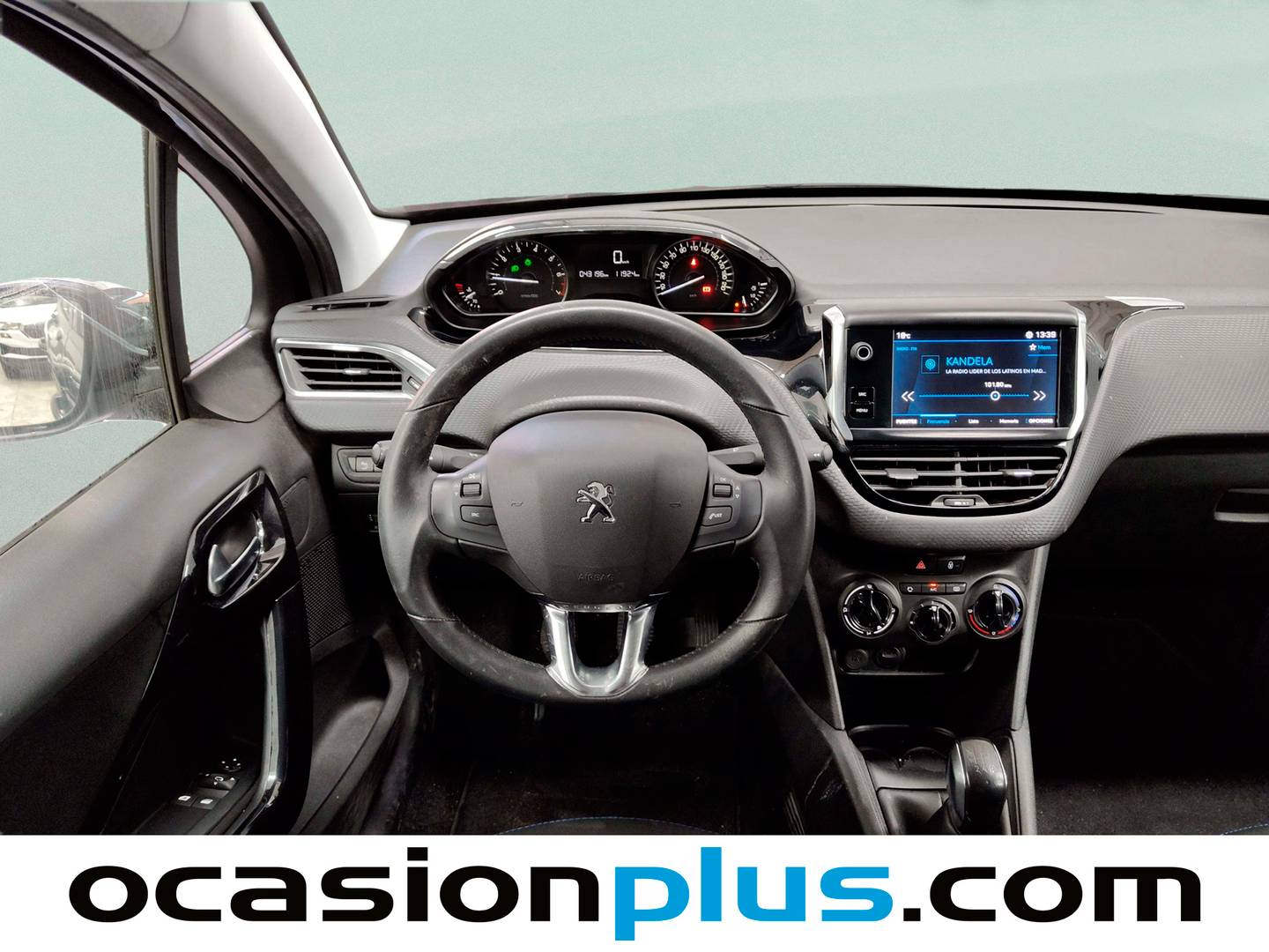 Peugeot 208 Peugeot 208 PureTech Signature  (82 CV) manual