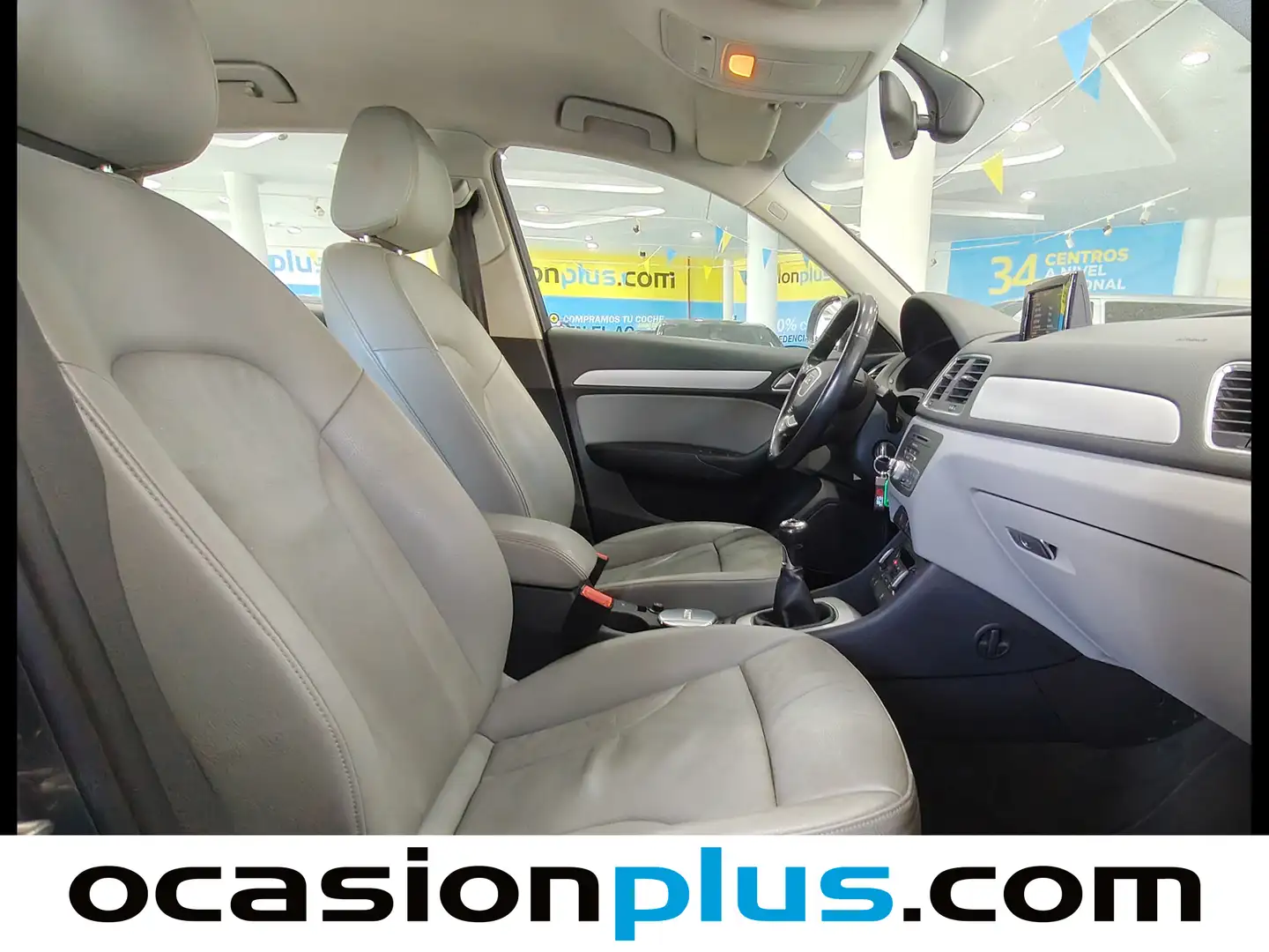 Foto Audi Q3 Audi Q3 Attraction 2.0 TDI (150 CV)