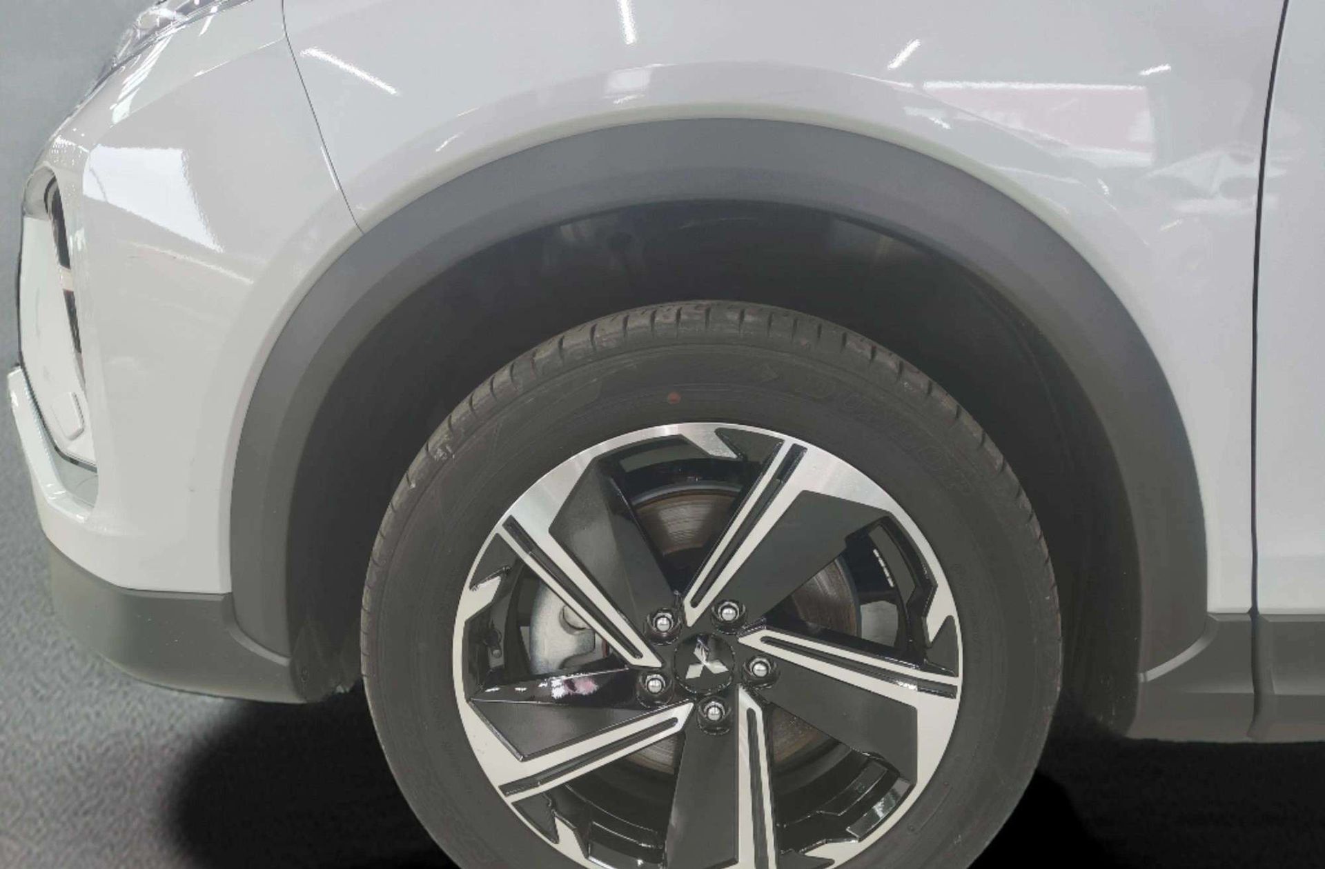 Mitsubishi Eclipse Cross 2.4 PHEV Kaiteki 4WD - foto 36