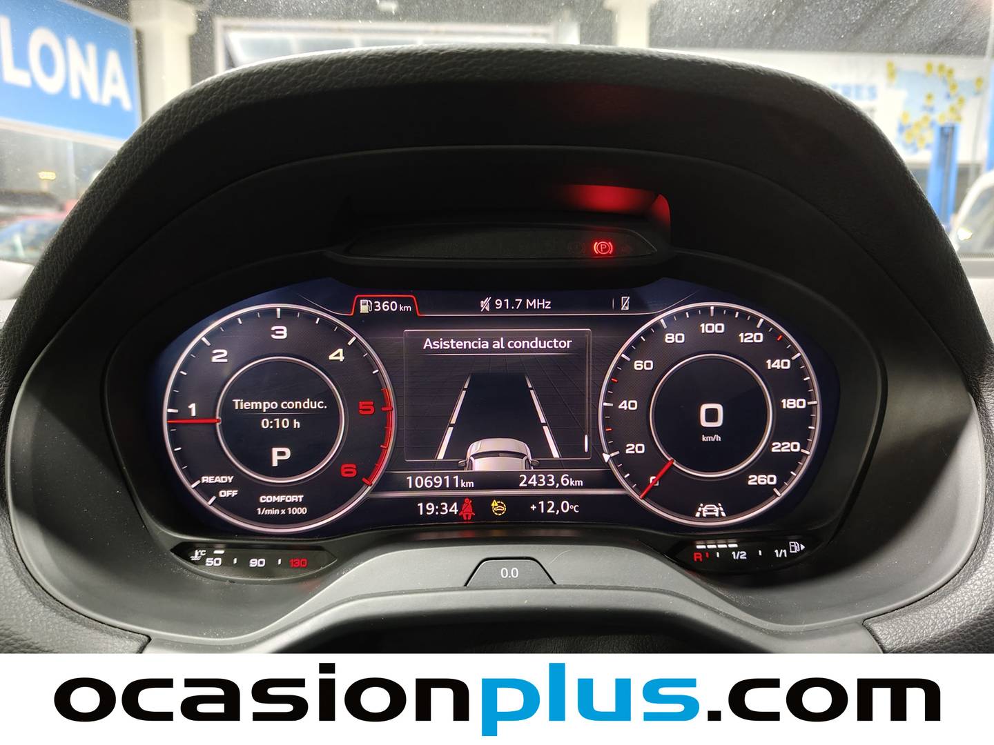 Foto Audi Q2 Audi Q2 Adrenalin 30 TDI (116 CV) S tronic Pack S-Line