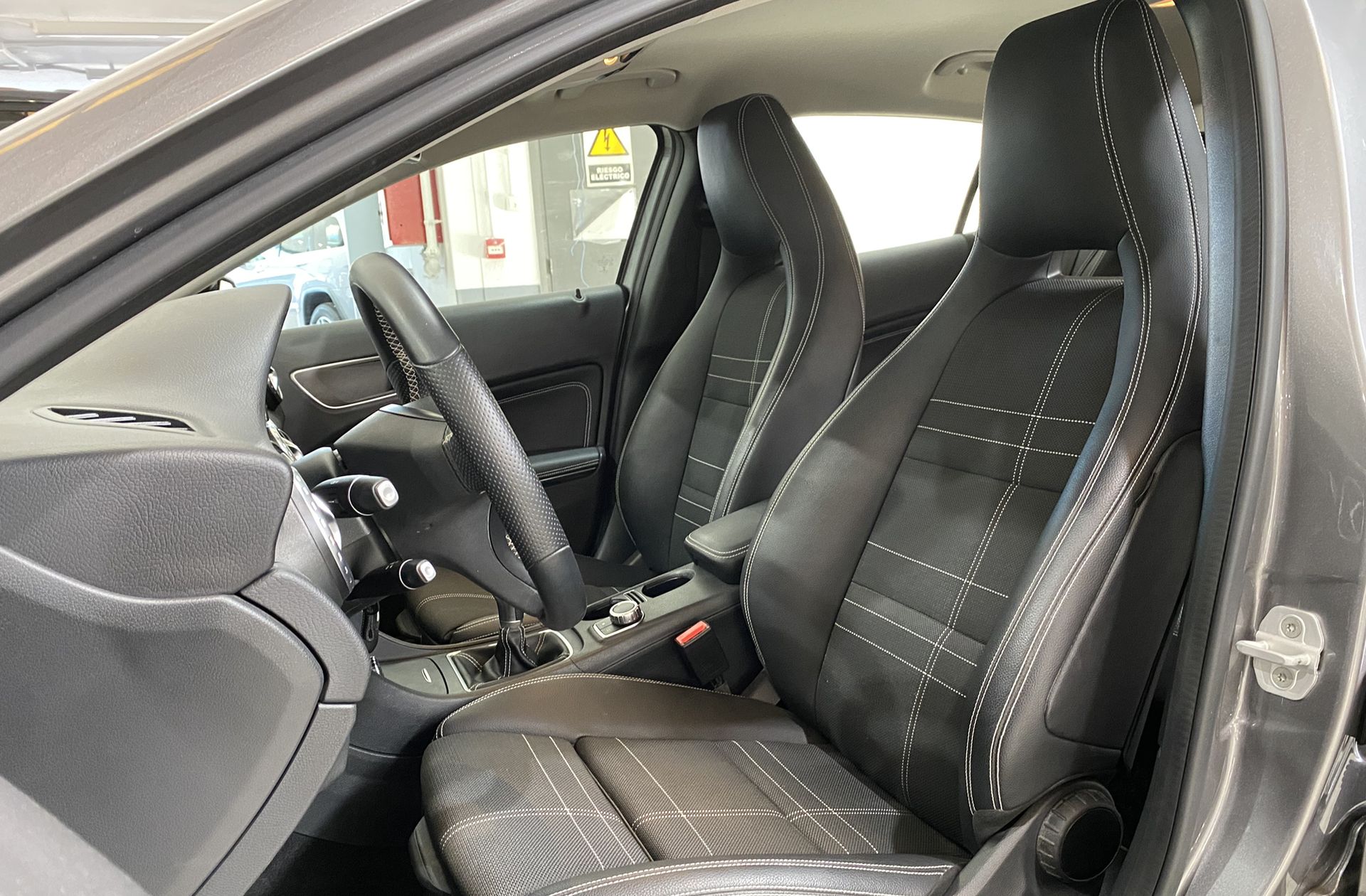 Mercedes-Benz GLA 200 d Urban - foto 9