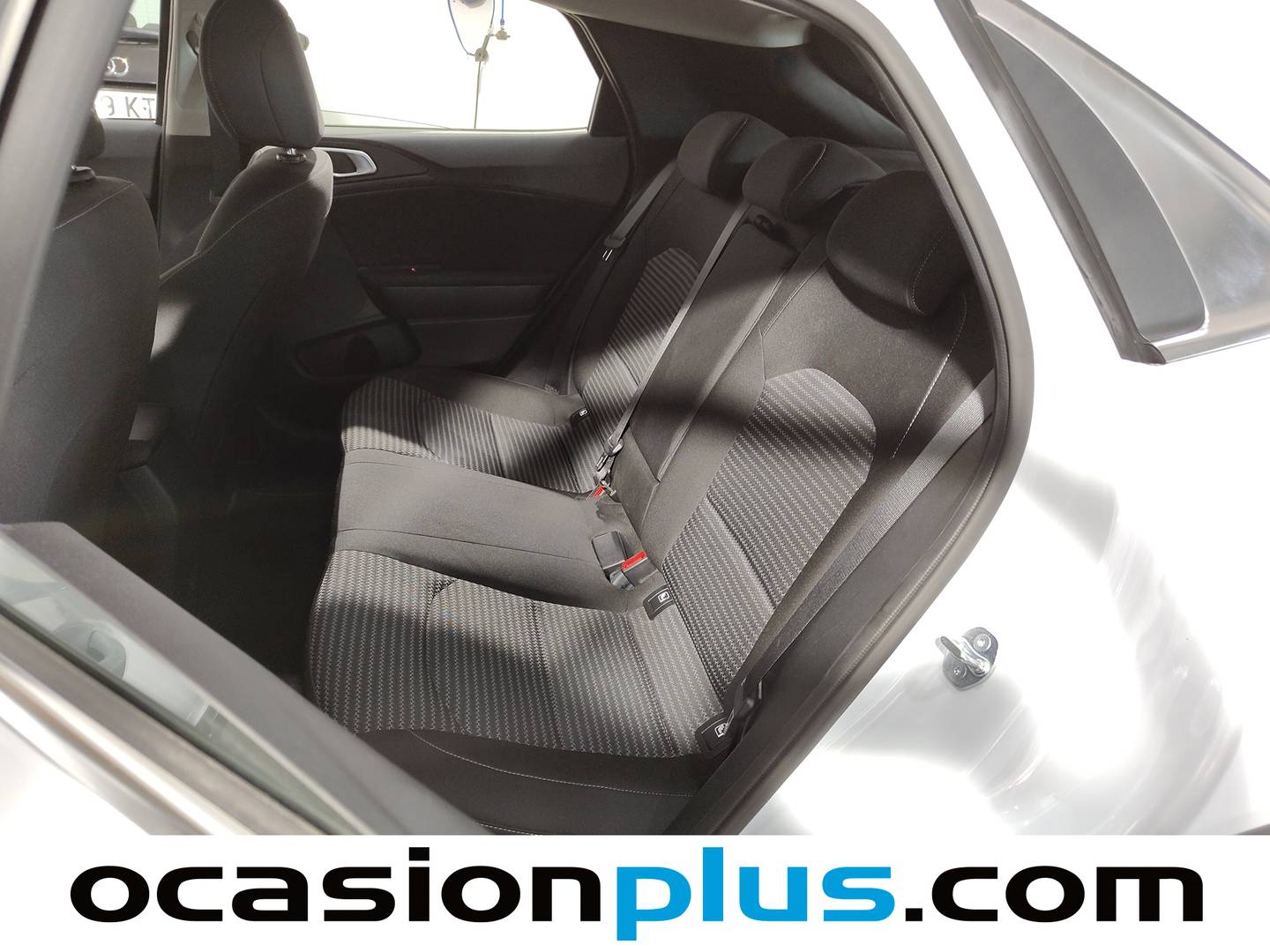 Foto asientos traseros KIA XCeed KIA XCeed 1.0 T-GDi Drive (100 CV)