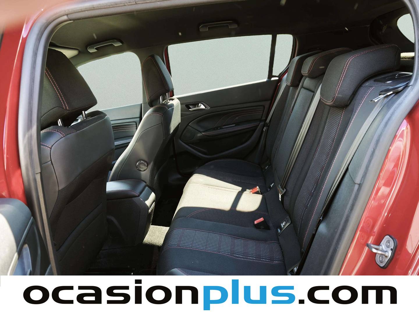 Foto asientos traseros Peugeot 308 Peugeot 308 1.2 PureTech S&S GT Line EAT8 (130 CV)