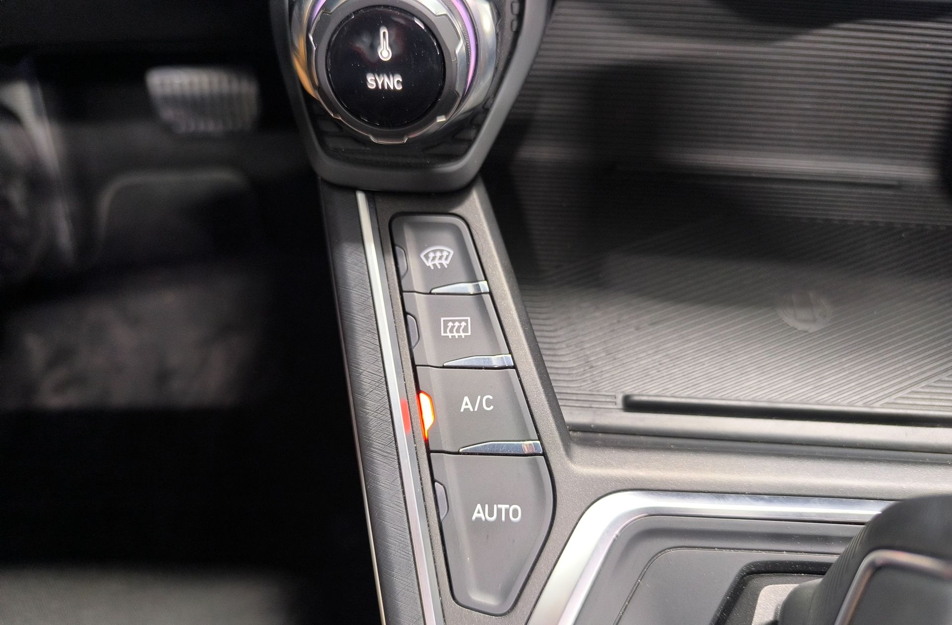 Lynk & Co 01 1.5 PHEV - foto 35