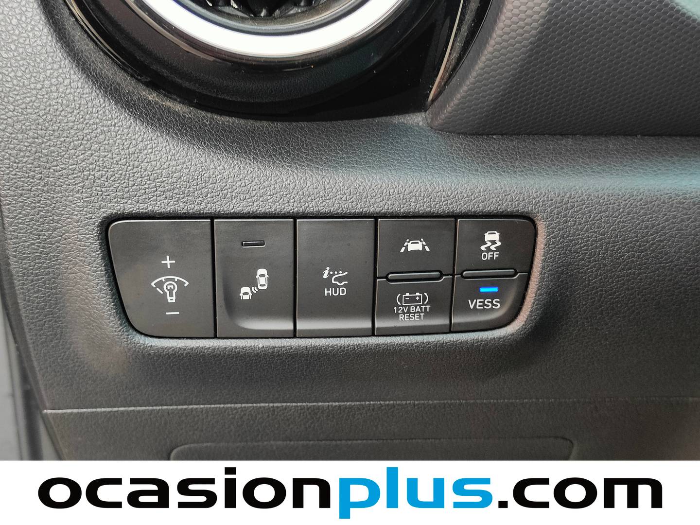 Hyundai Kona Hyundai Kona 1.6 GDI HEV Tecno Red DT (141 CV) seminuevo