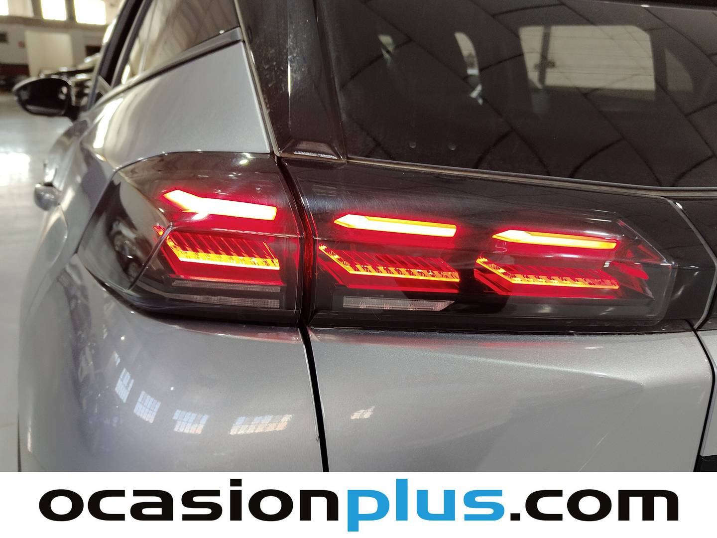 Peugeot 2008 Peugeot 2008 Allure Hybrid eDCS6 (145 CV) km 0