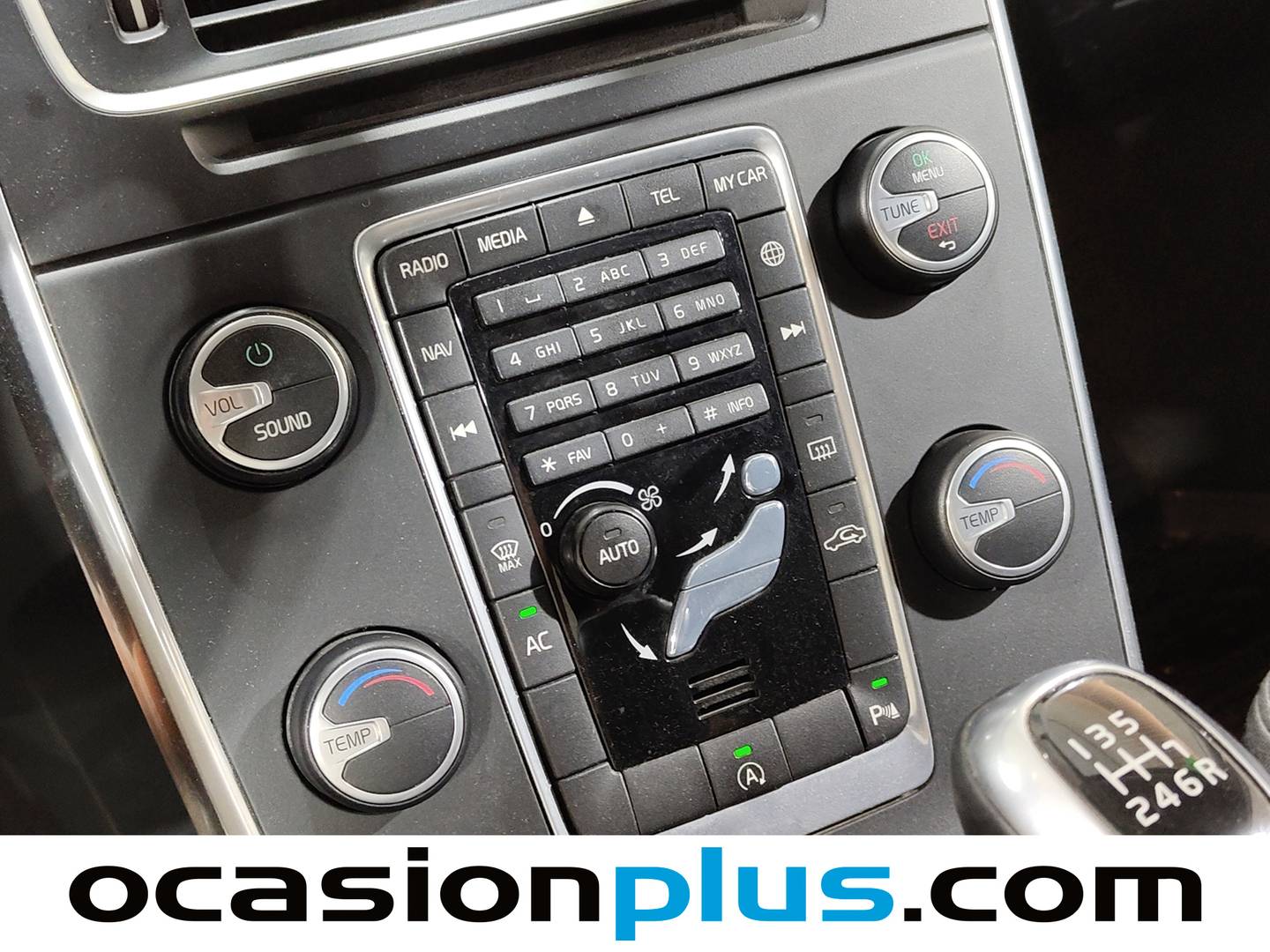 Foto Volvo V60 Cross Country Volvo V60 Cross Country D3 Kinetic (150 CV)