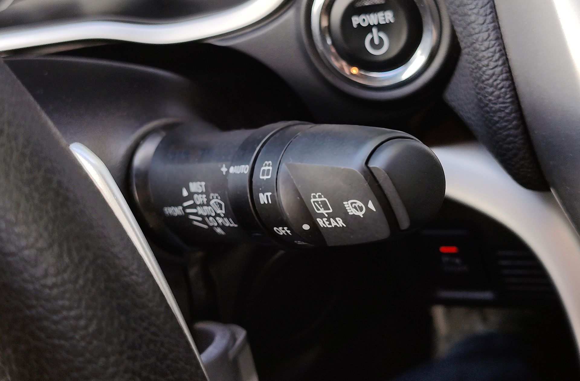 Mitsubishi Eclipse Cross Mitsub2.4 PHEV Kaiteki 4WD - foto 35