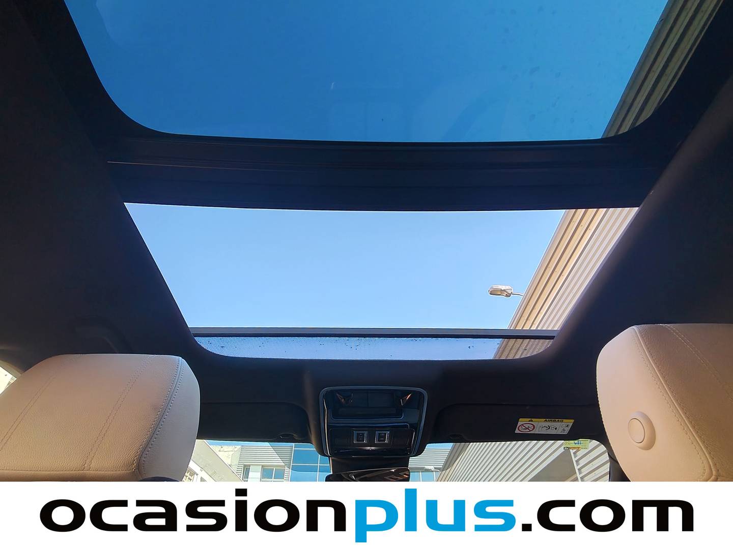 Foto Land Rover Range Rover Velar Land Rover Range Rover Velar D300 R-Dynamic 4WD Auto (300 CV)