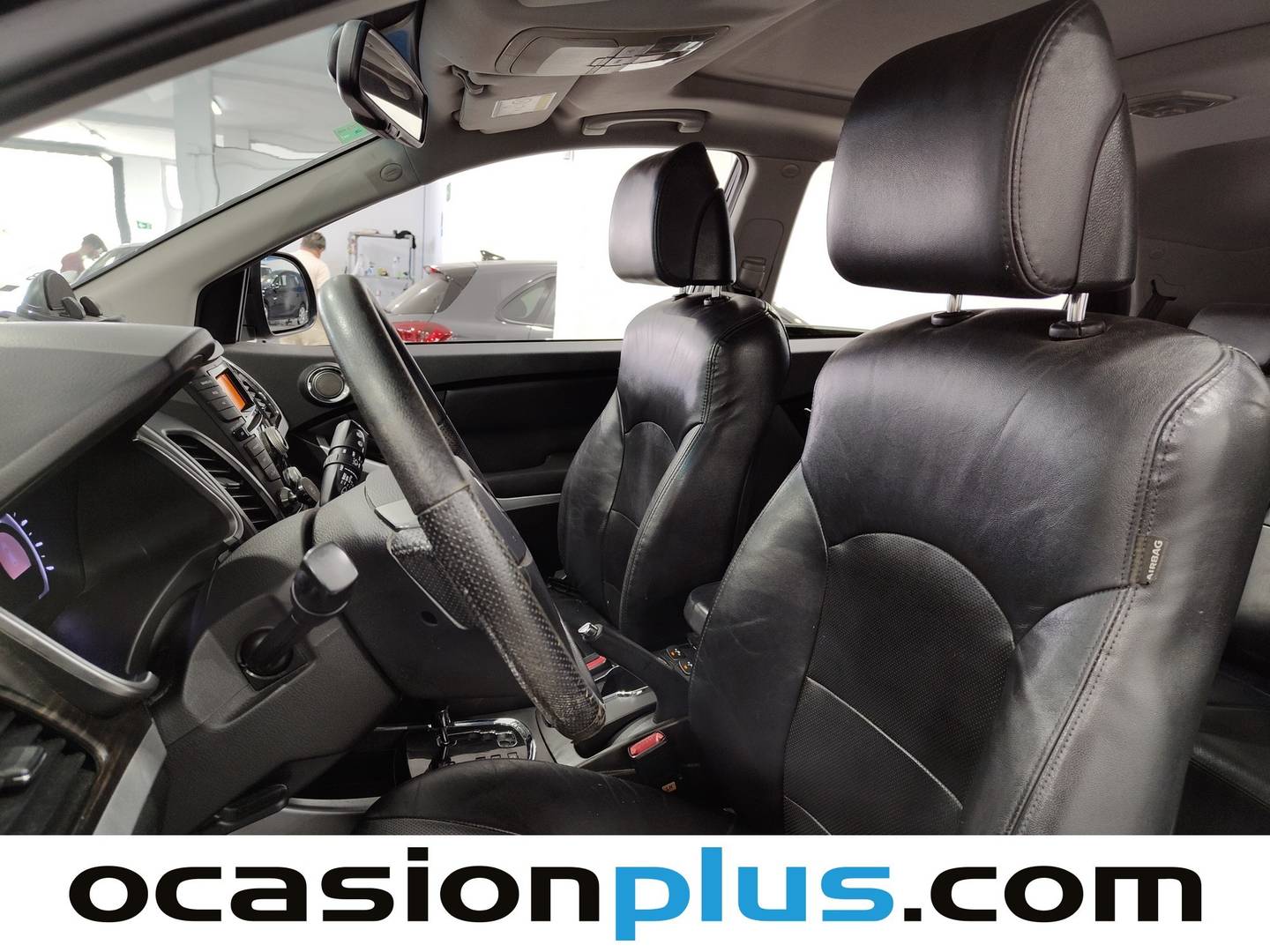 Foto SsangYong Korando Ssangyong Korando D20T Limited 4x2 Auto (175 CV)