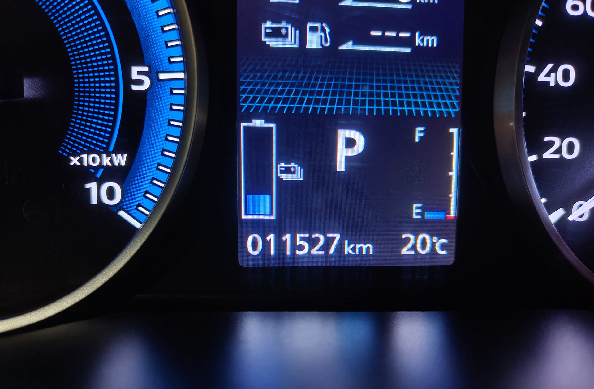 Mitsubishi Eclipse Cross 2.4 PHEV Kaiteki 4WD - foto 15