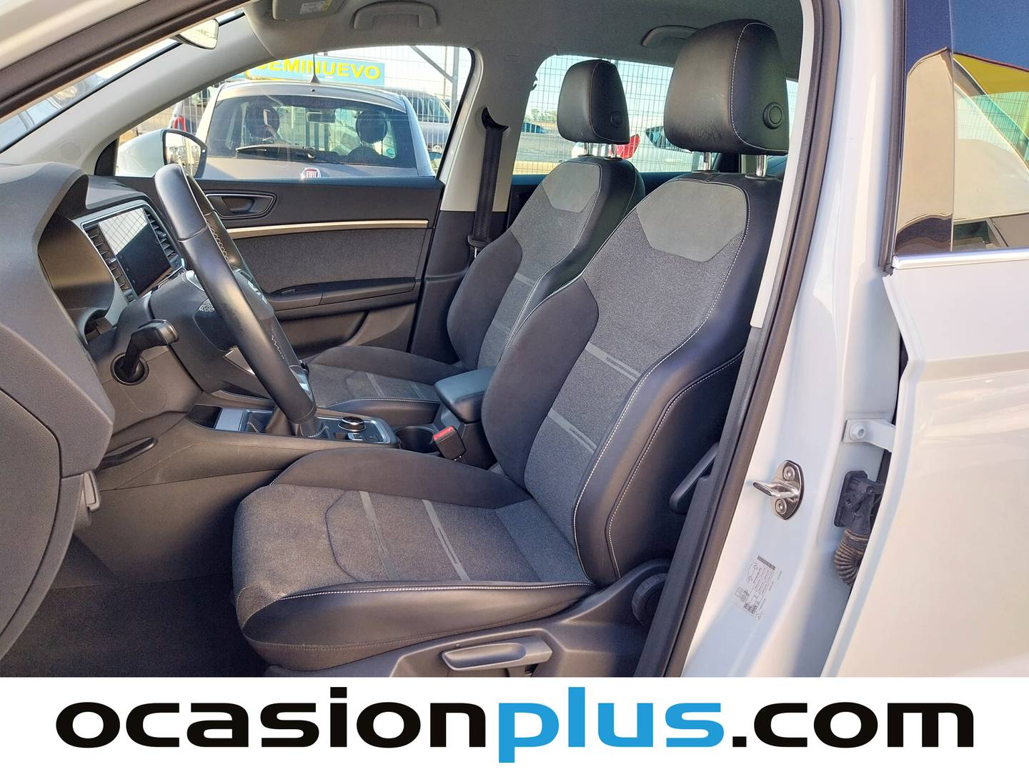 Foto asientos delanteros Seat Ateca SEAT Ateca 1.5 TSI X-Perience XM (150 CV)