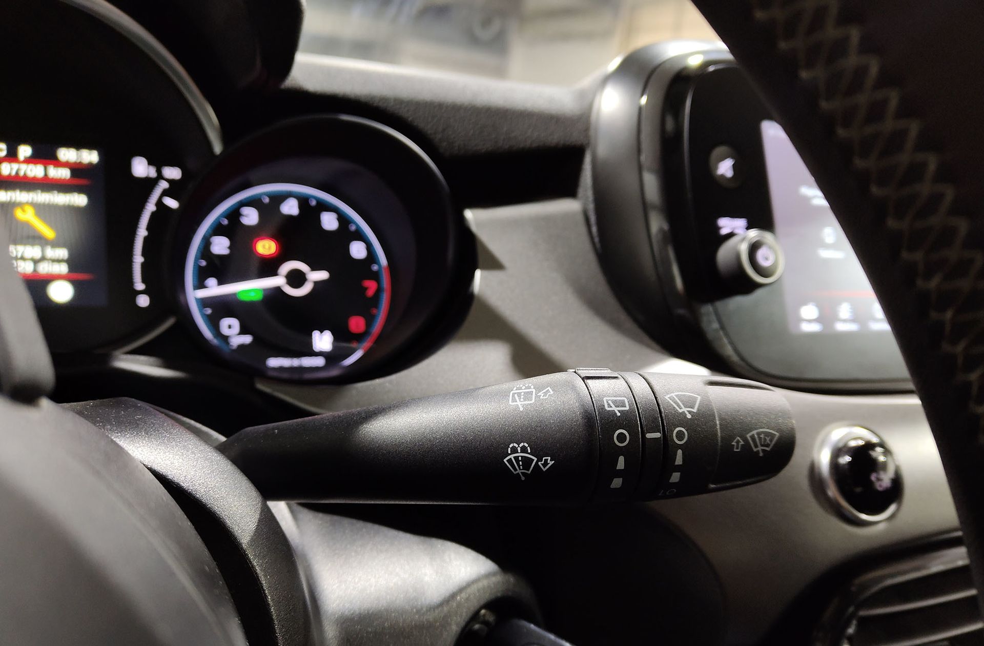Fiat 500X 1.5 Hybrid Dolcevita Sport DCT - foto 25
