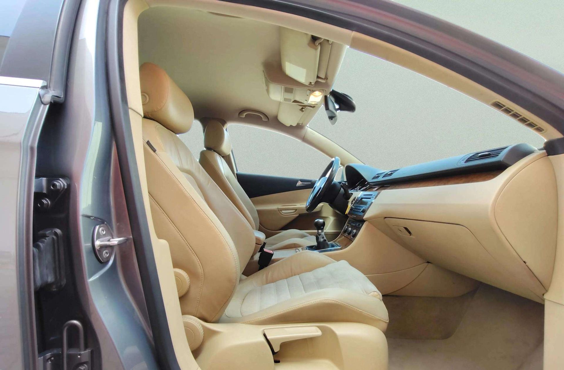 Volkswagen Passat Highline 2.0 TDI - foto 15