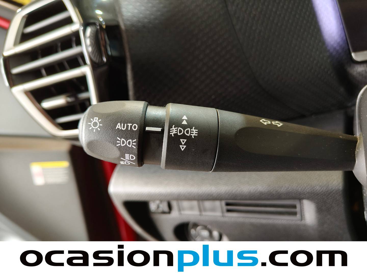 Citroën C4 Citroën C4 Hybrid 136 e-DCS6 Max (136 CV) seminuevo