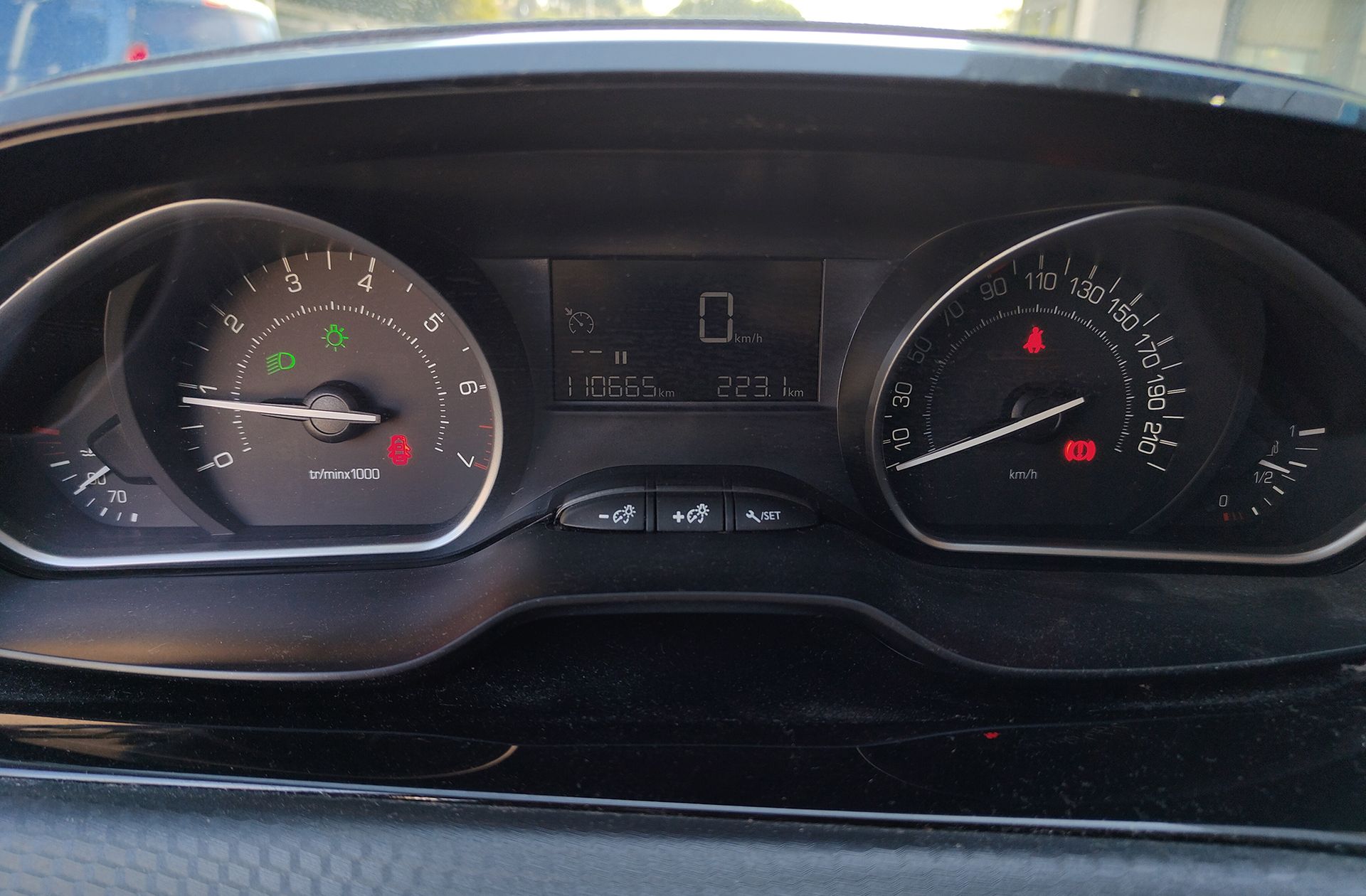 Peugeot 208 PureTech 82 Style - foto 22
