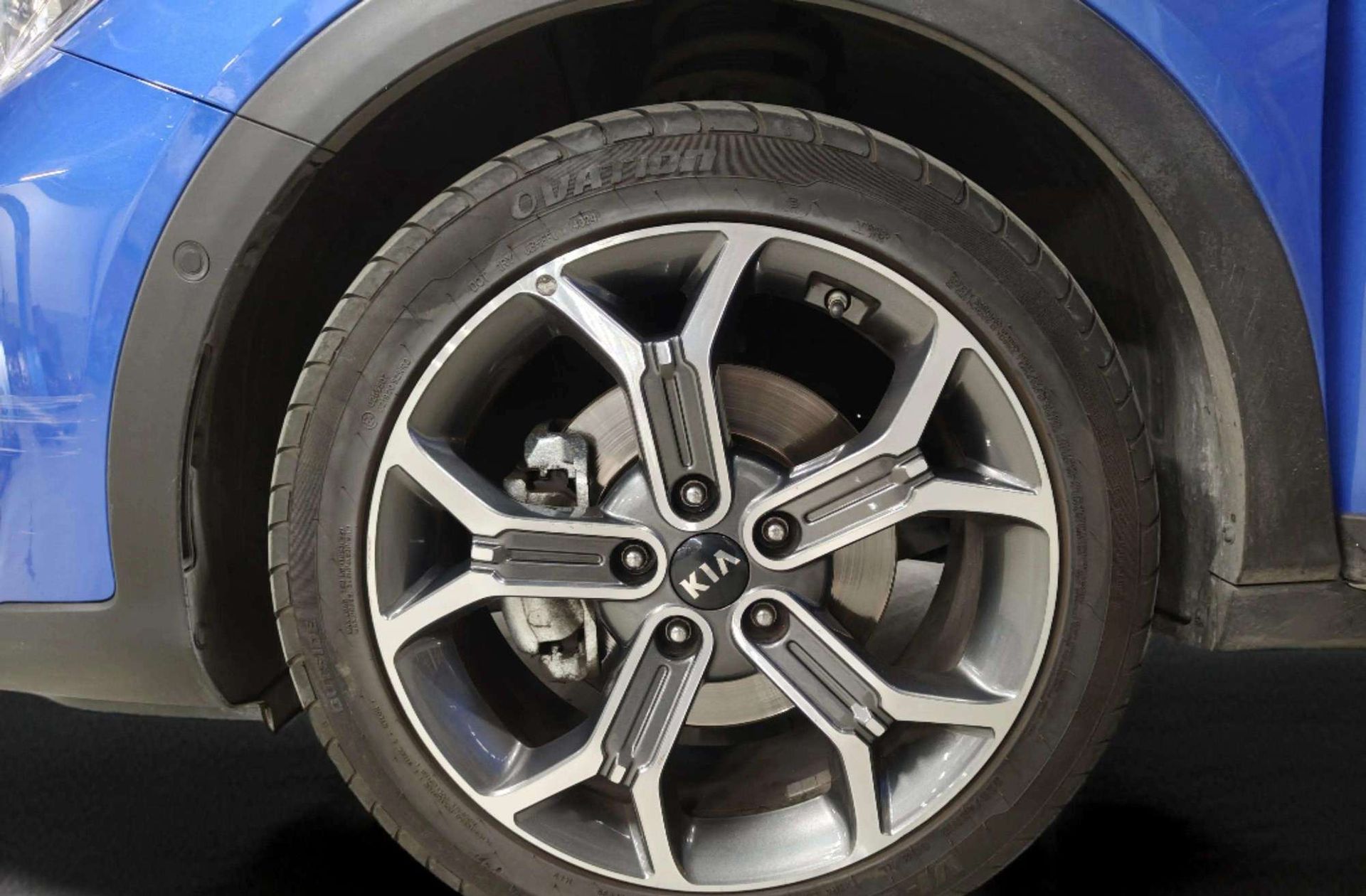 Kia XCeed 1.6 MHEV iMT Emotion - foto 40