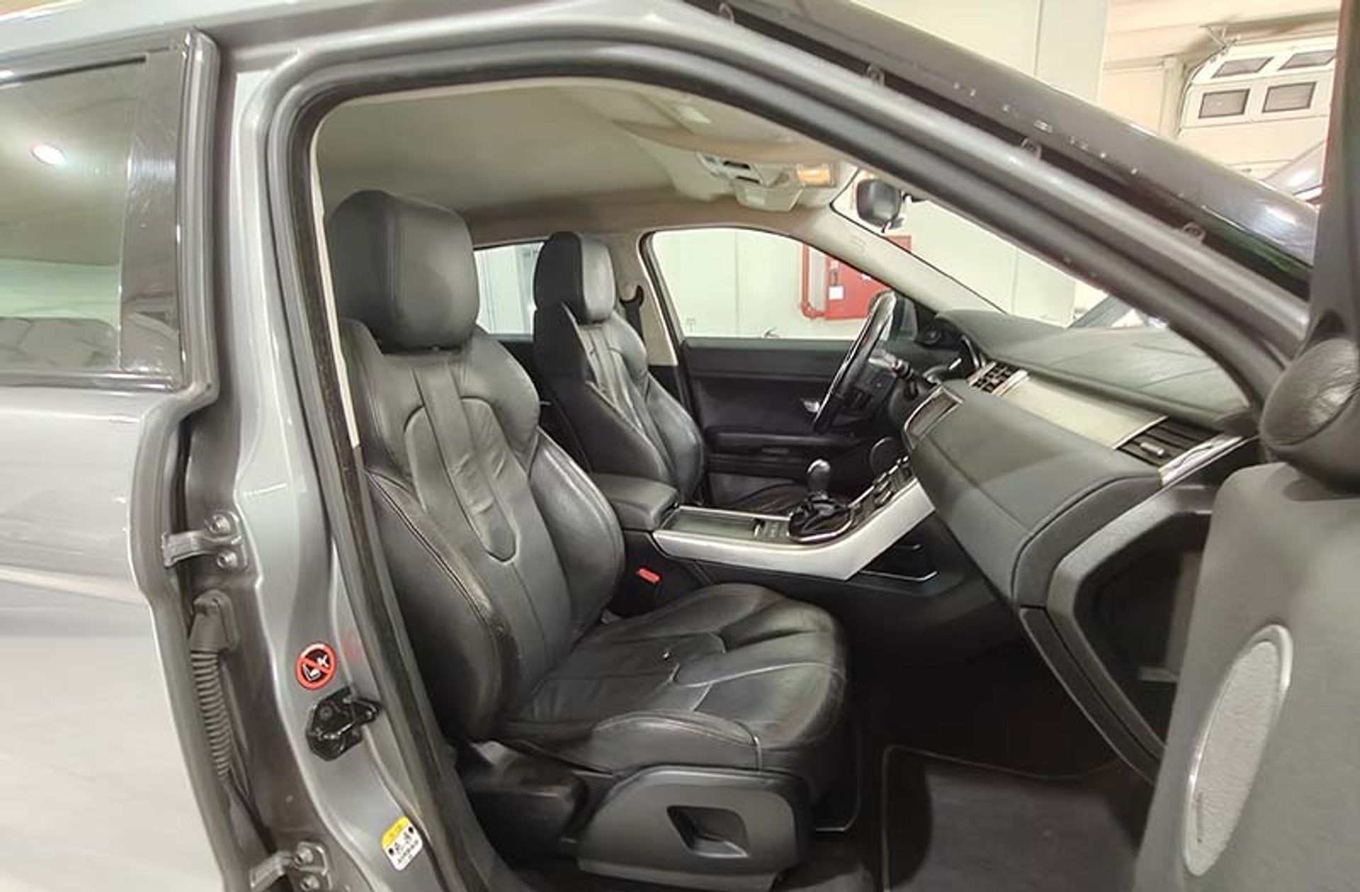 Land Rover Range Rover Evoque 2.2L TD4 Prestige 4x4 - foto 17
