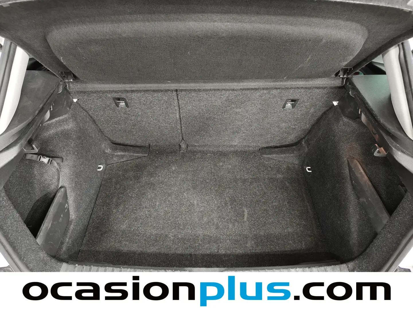 Foto Skoda Kamiq Skoda Kamiq 1.0 TSI Ambition DSG (110 CV)