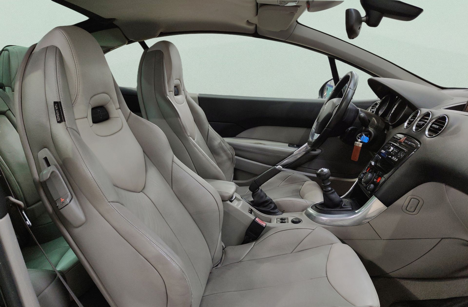 Peugeot 308 CC Cabrio 1.6 THP Edition Limitada - foto 13