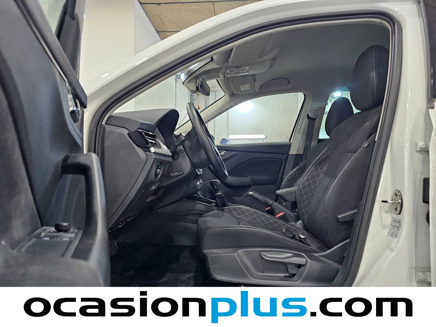 Foto Skoda Kamiq Skoda Kamiq 1.0 TSI Emotion DSG (110 CV)