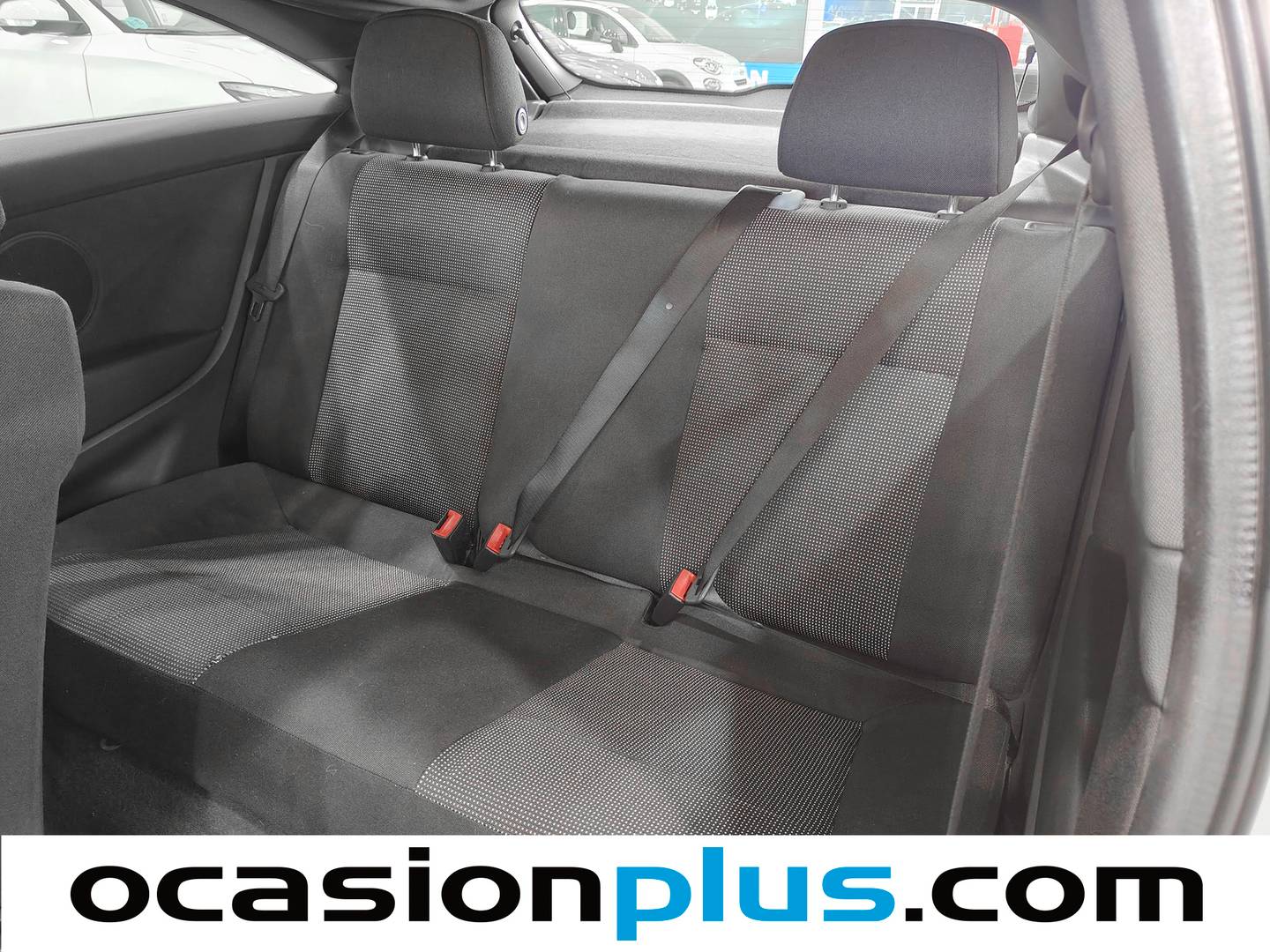 Foto asientos traseros Opel Astra Opel Astra GTC 1.6 Sport (105 CV)
