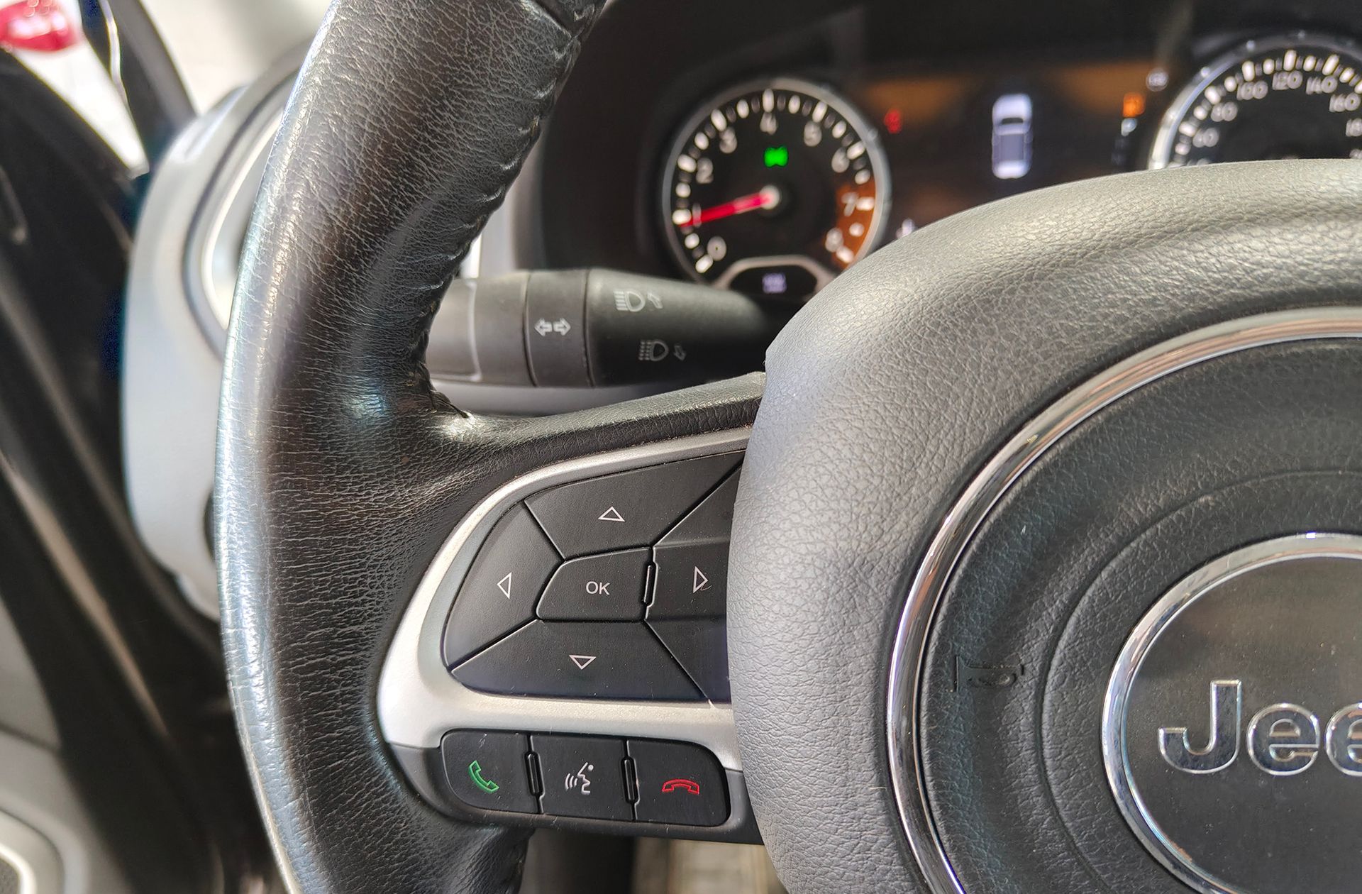 Jeep Renegade 1.4 MultiAir Limited 4x2 Ddct - foto 25