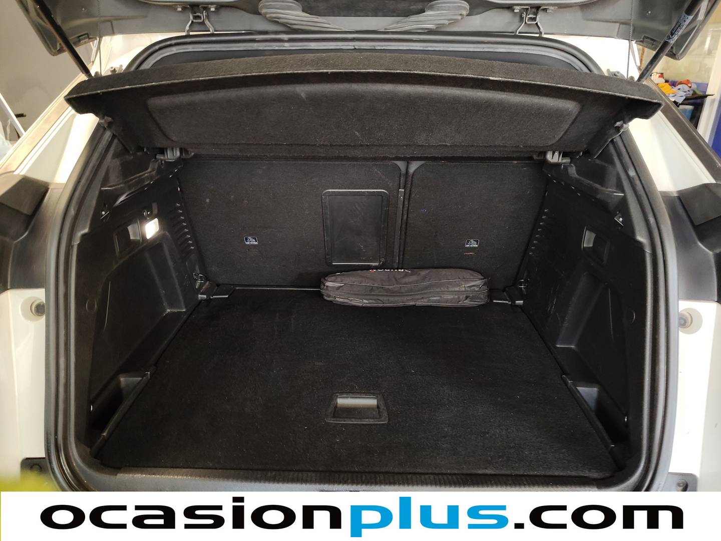 Foto Peugeot 3008 Peugeot 3008 THP 165 GT Line S&S Auto (165 CV)