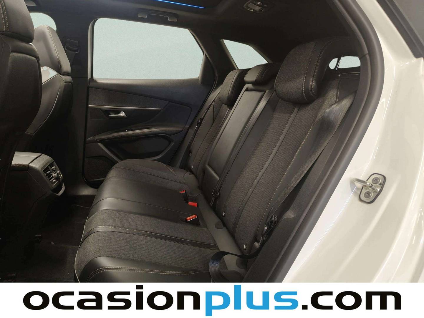 Foto asientos traseros Peugeot 3008 Peugeot 3008 THP 165 GT Line S&S Auto (165 CV)