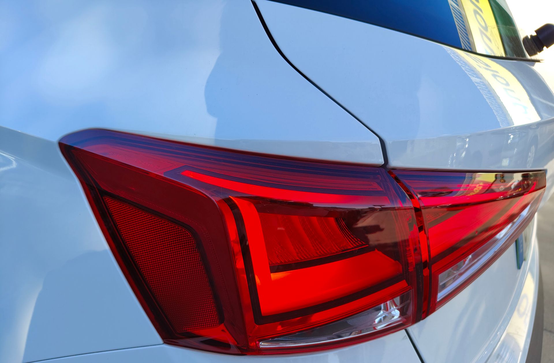 SEAT Arona 1.0 TSI Xperience Plus DSG - foto 16