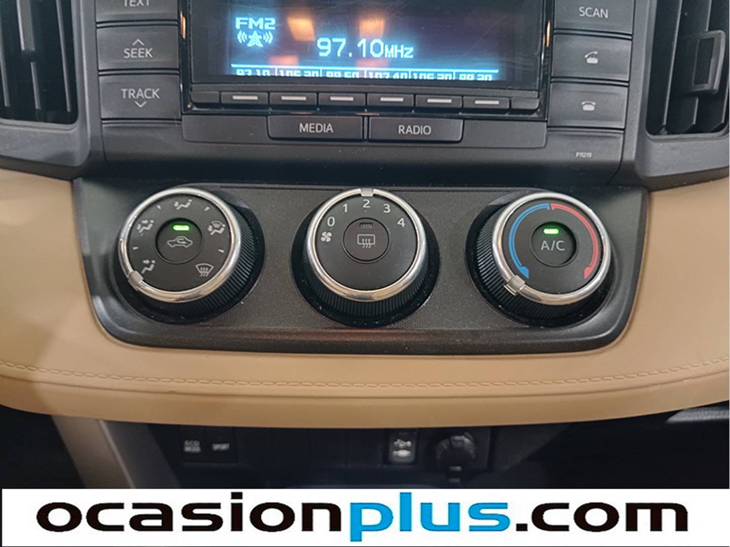 Foto Toyota Rav4 Toyota Rav4 2.0i EX (181 CV)