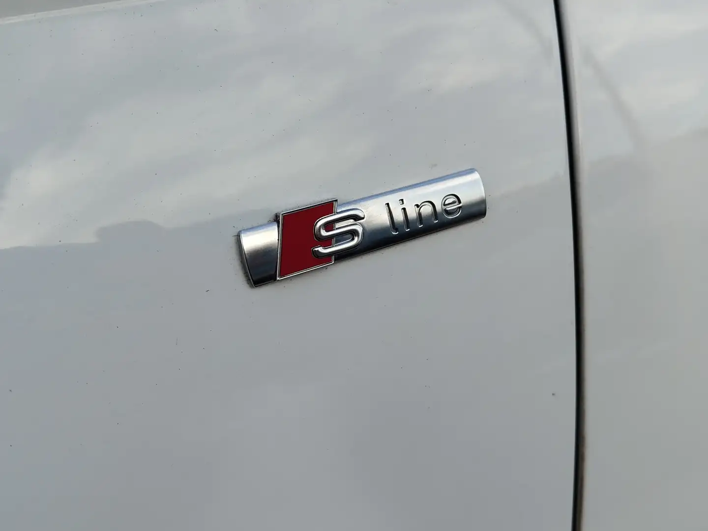 Foto Audi A6 Audi A6 S line 2.0 TDI ultra (190 CV) S tronic