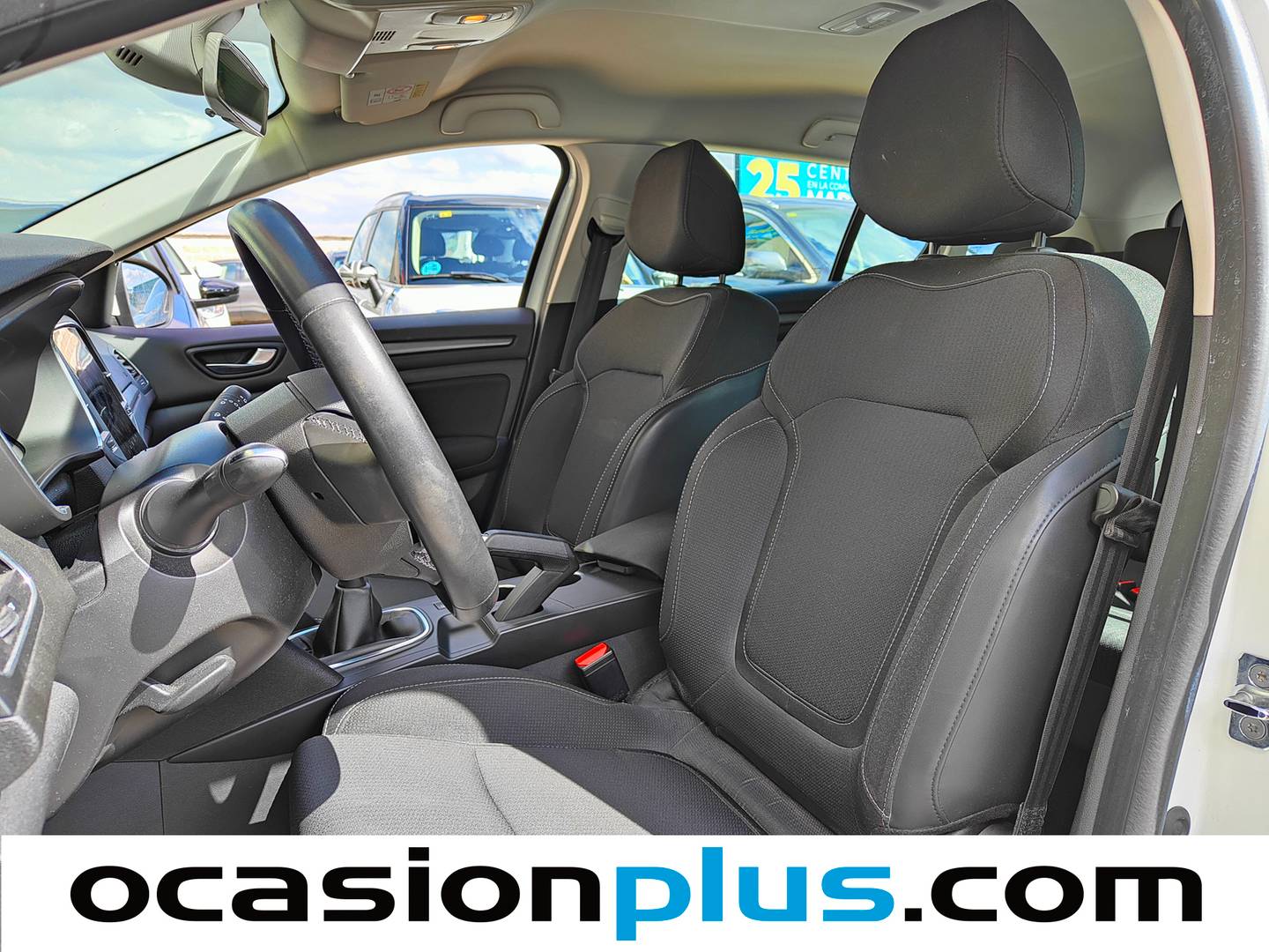 Foto asientos delanteros Renault Mégane RENAULT Mégane S.T. Business Blue dCi (115CV)