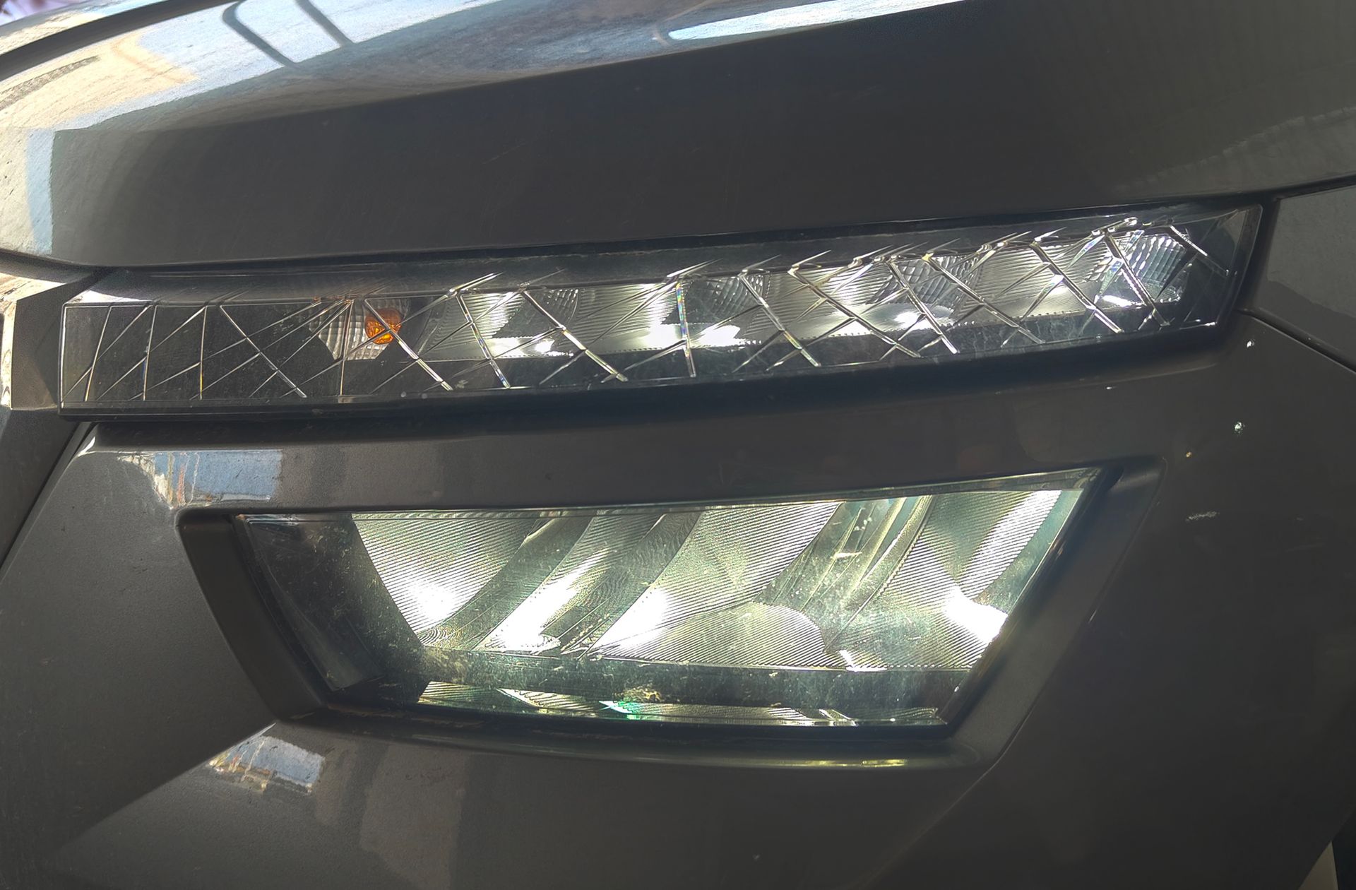 Škoda Kamiq 1.0 TSI Ambition DSG - foto 13