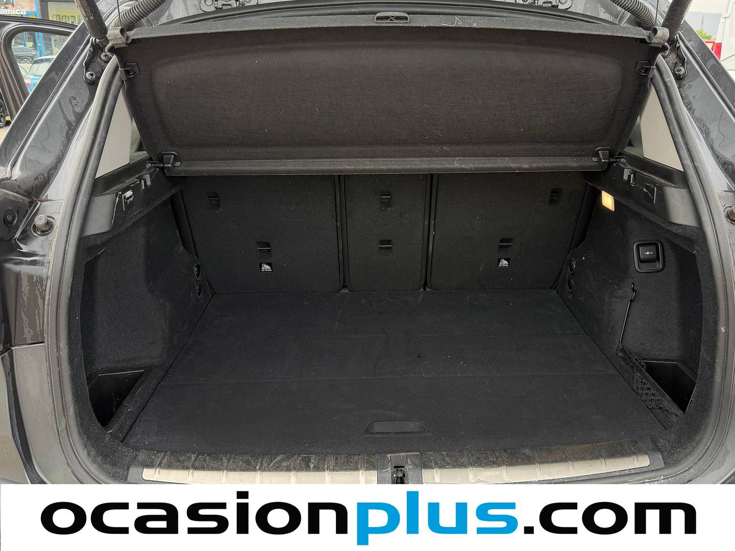 Fotos maletero BMW X1 BMW X1 sDrive18d (150 CV)