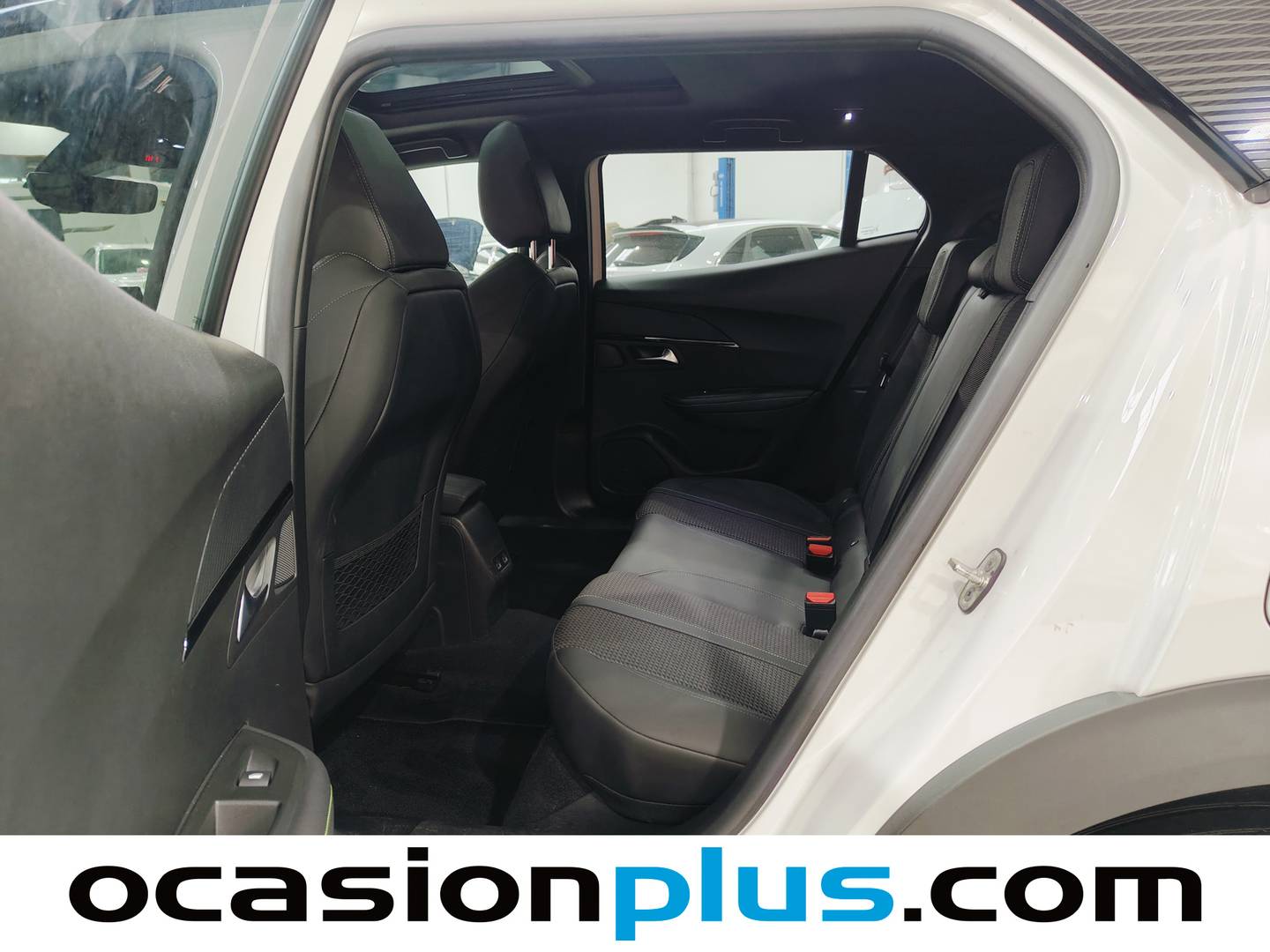 Foto asientos traseros Peugeot 2008 Peugeot 2008 BlueHDi 130 S&S GT EAT8 (130 CV)