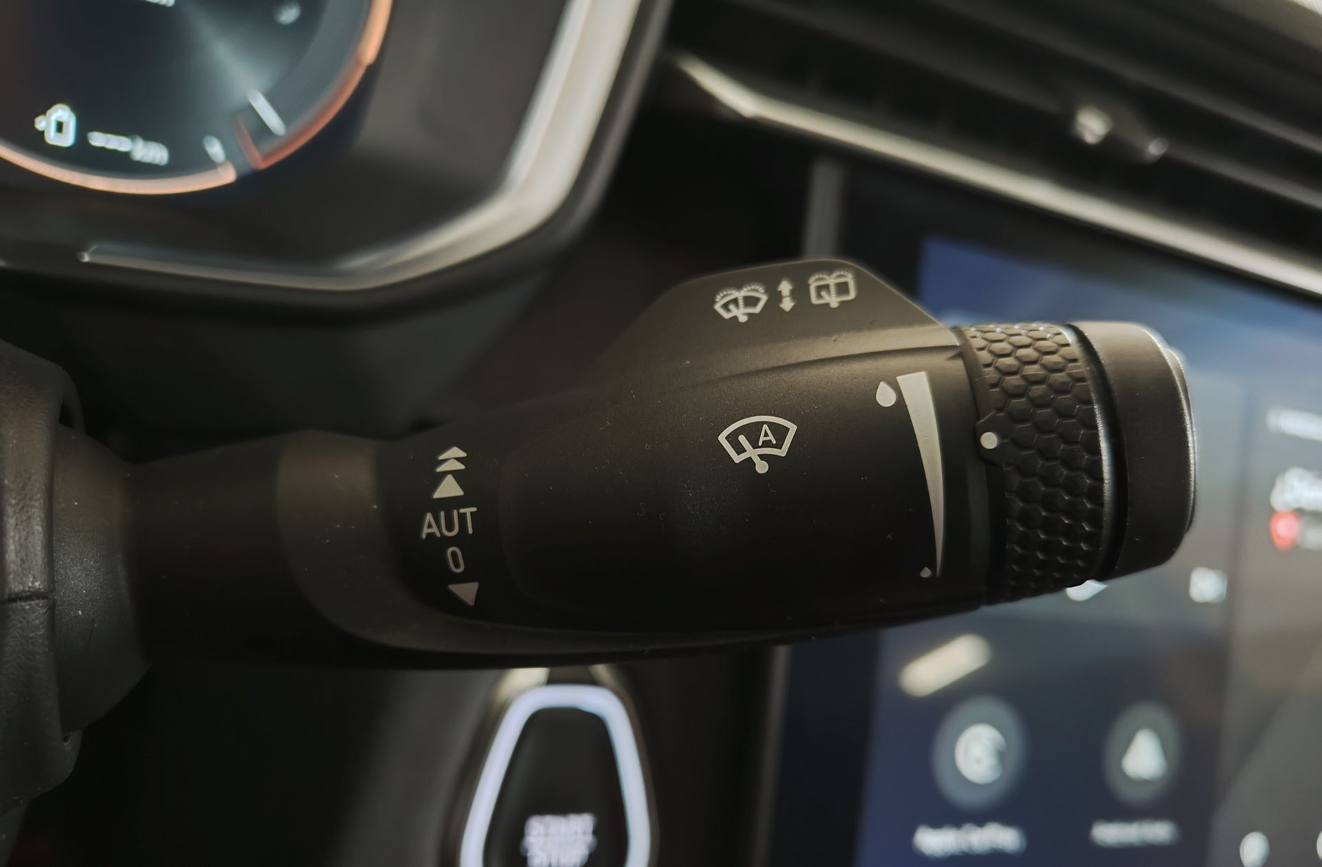 Lynk & Co 01 1.5 PHEV - foto 28