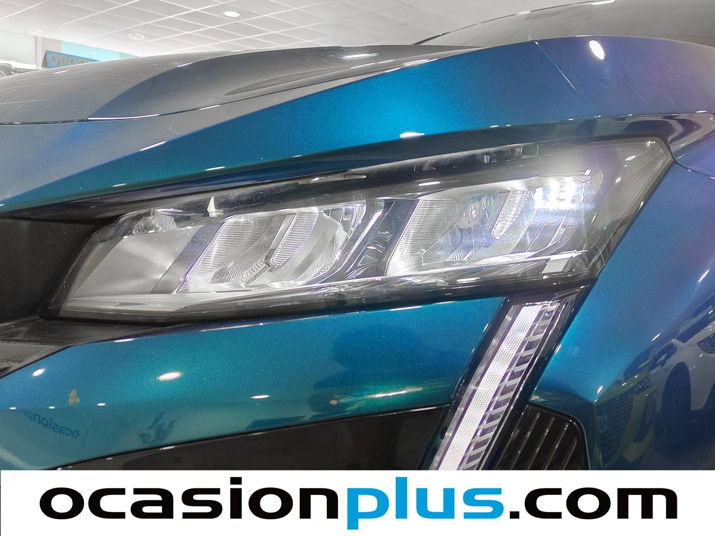 Extras del Peugeot 408 Peugeot 408 Allure Hybrid 145 eDCS6 (145 CV)