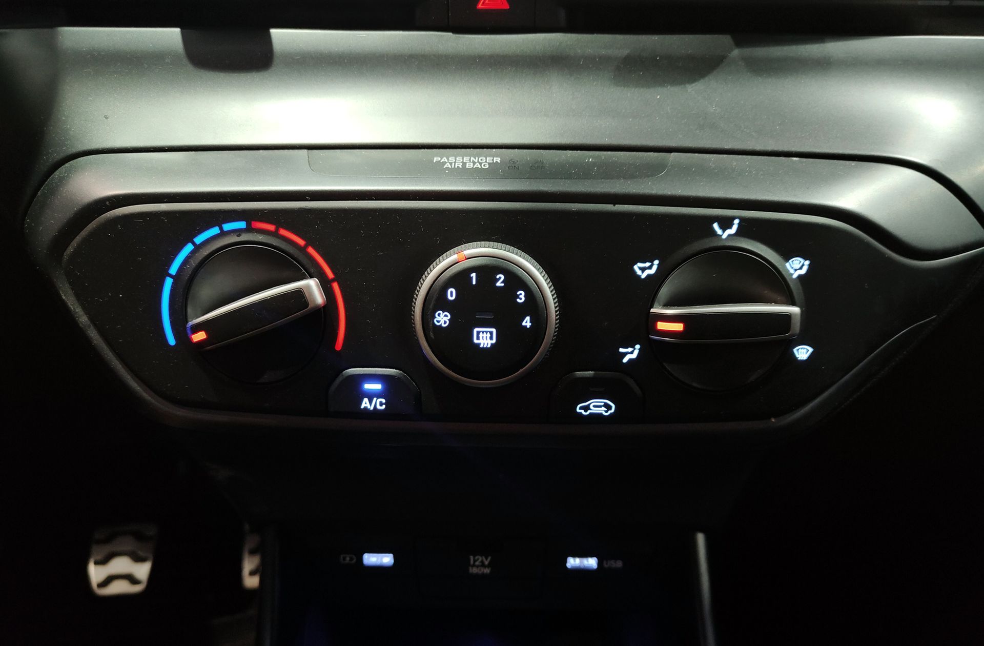 Hyundai Bayon 1.2 MPI Maxx - foto 27