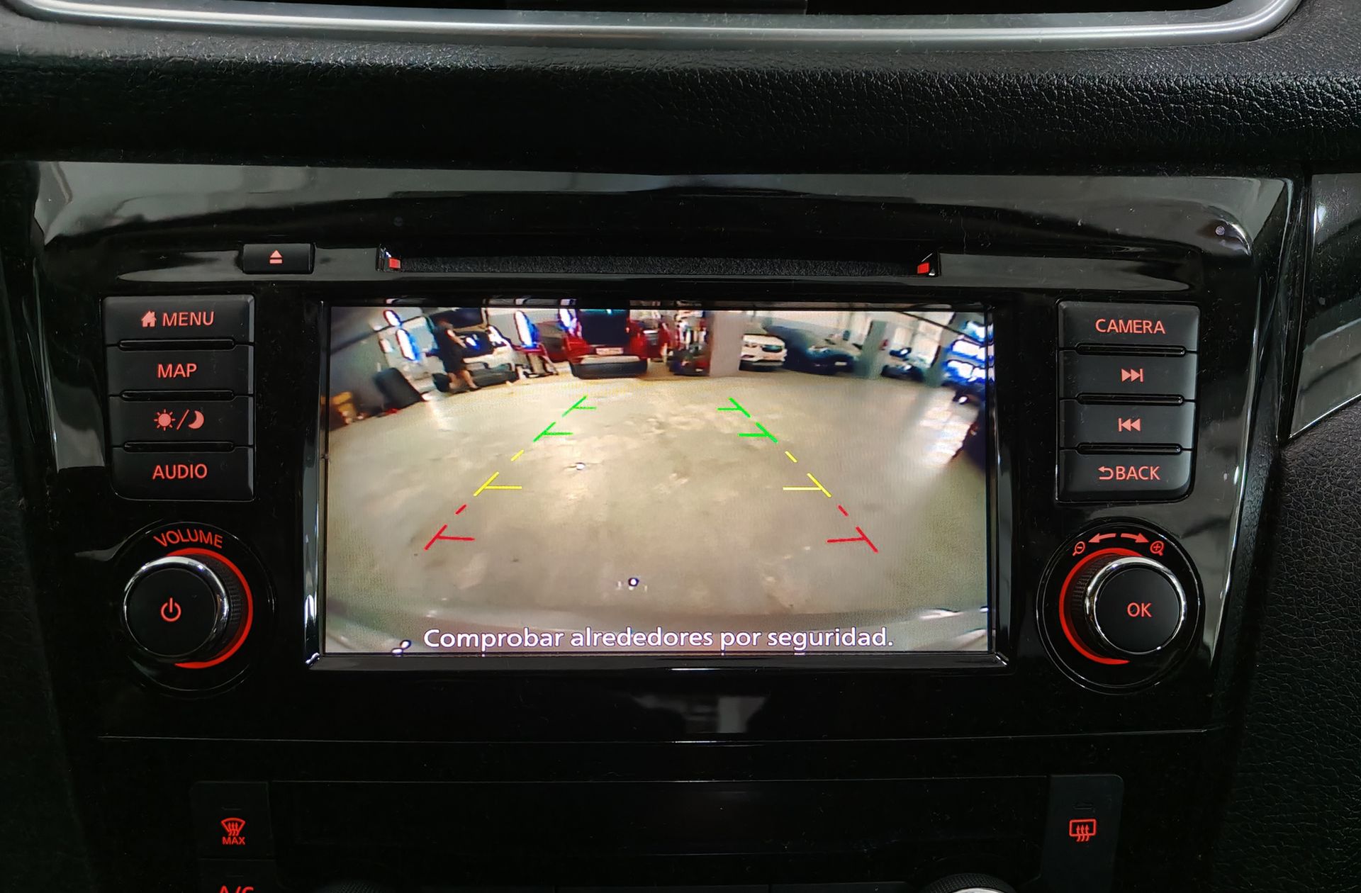 Nissan Qashqai DIG-T 140 N-Connecta - foto 8